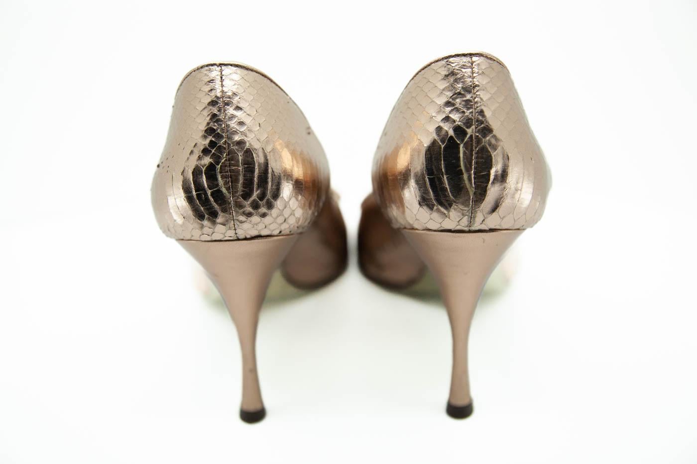 Dolce&Gabbana Rose Gold Peep Toe Faux Snakeskin Textured Heel In Excellent Condition In Kingston, NY
