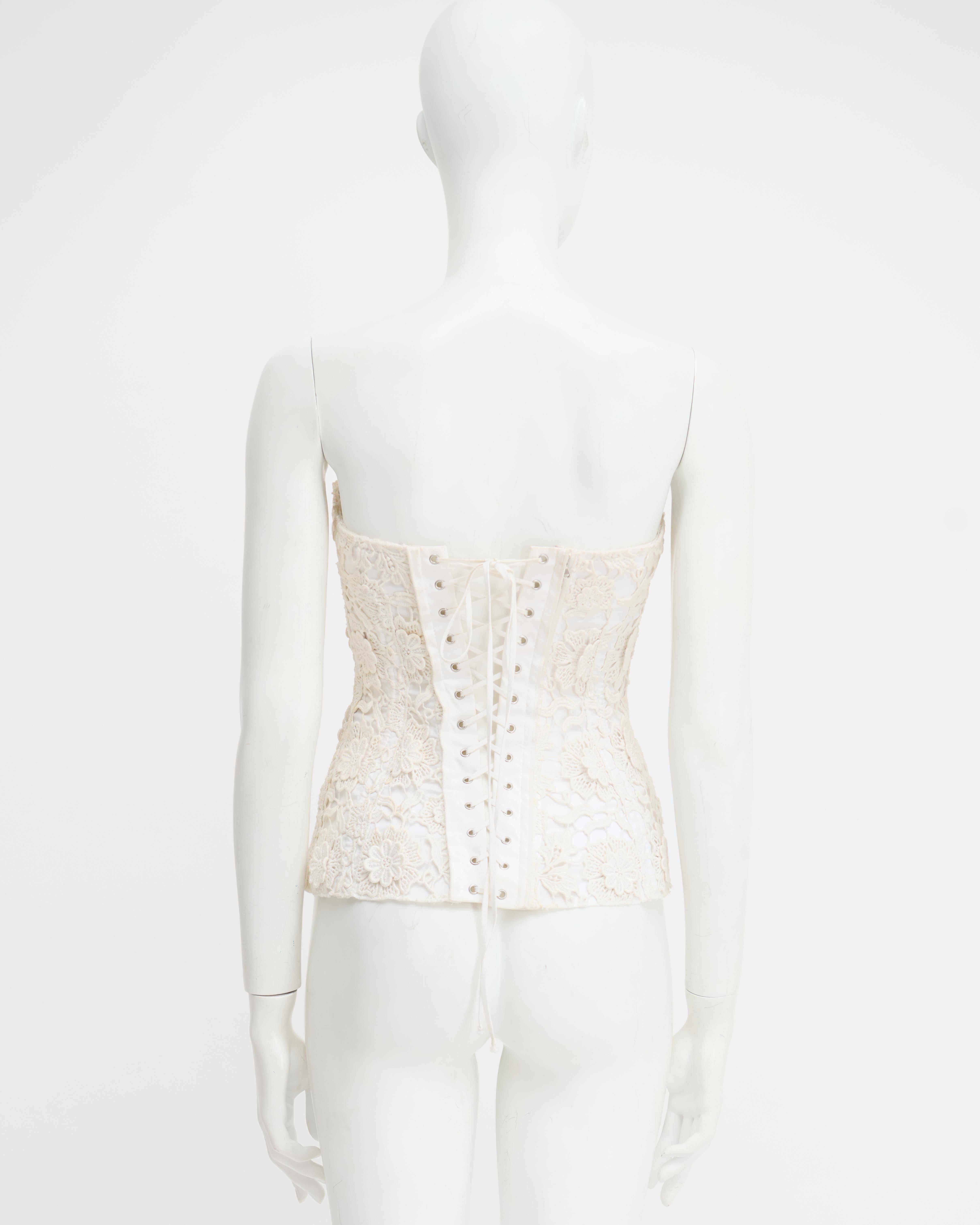 Gray Dolce&Gabbana S/S 2006 White Floral Lace Corset For Sale