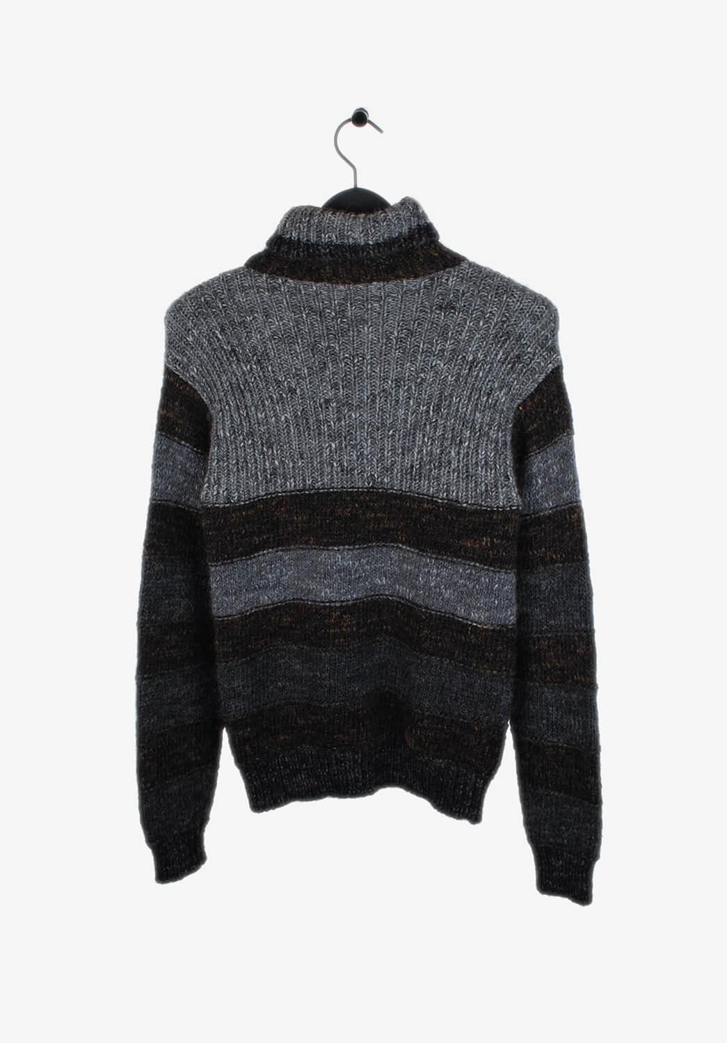 Dolce&Gabbana Turtle Neck Wool Acrylic Knit Men Sweater Size 50IT(Slim M) In Excellent Condition For Sale In Kaunas, LT