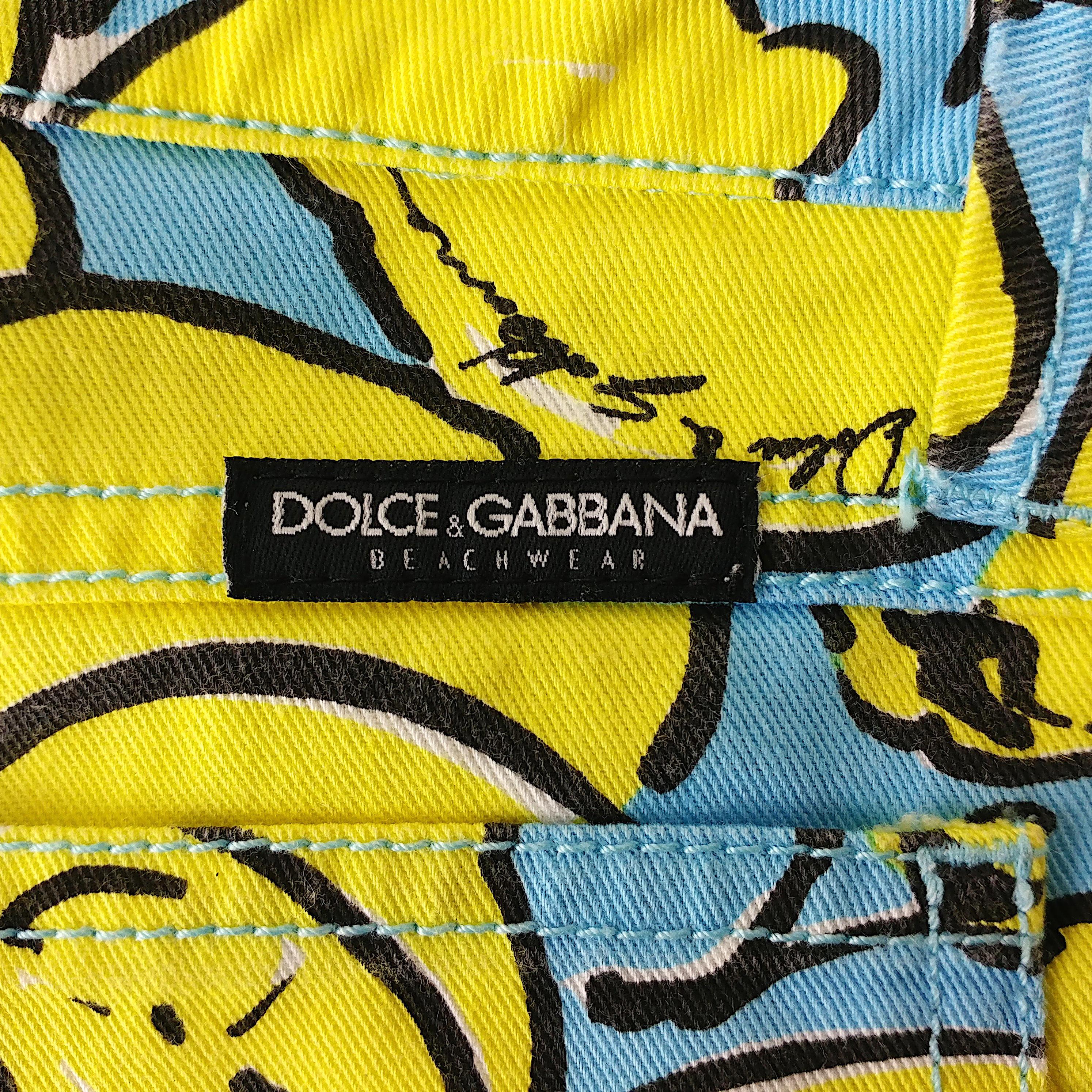DOLCE&GABBANA Vintage Hot Pants with Yellow Lemons Print on Capri Blue  Size S 4