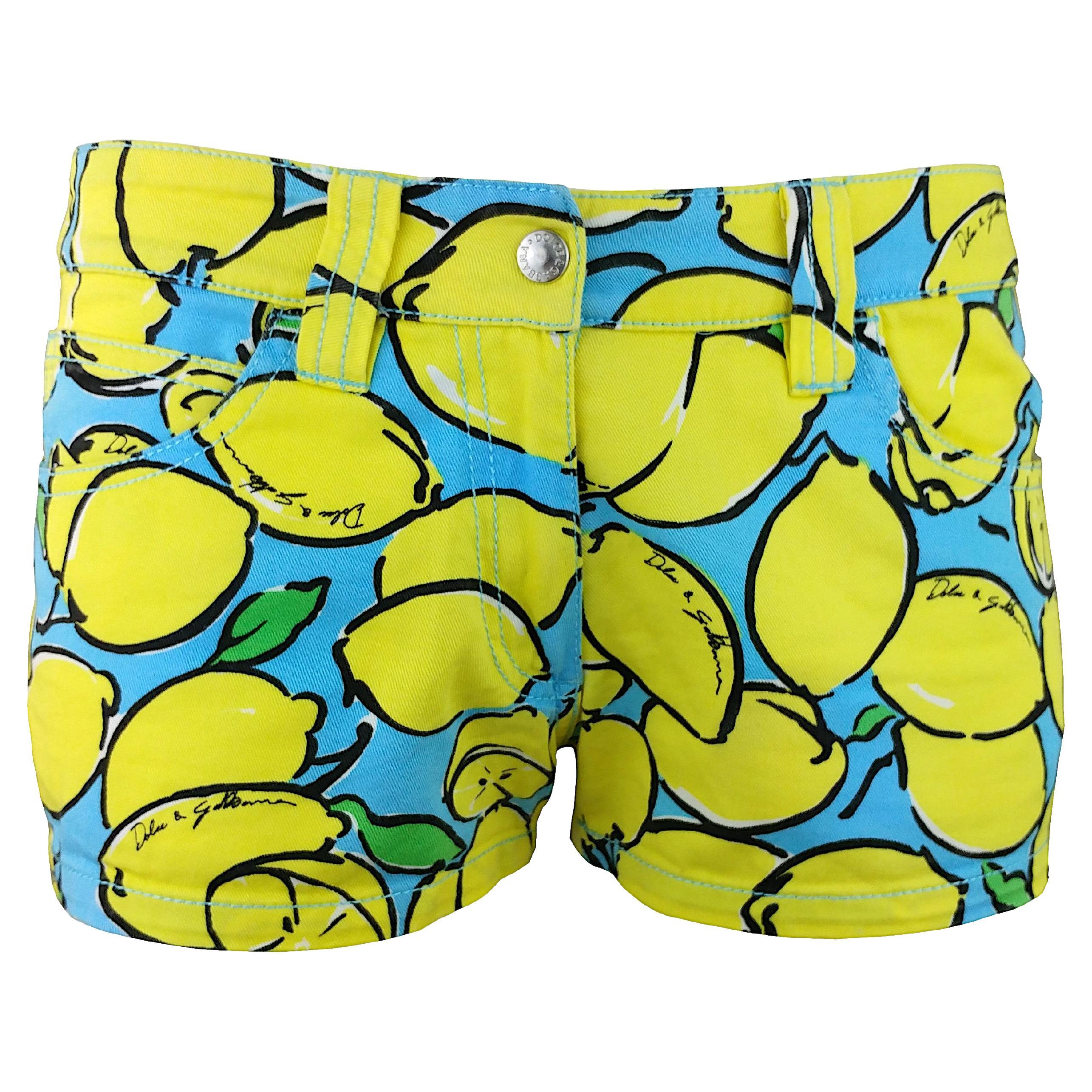 DOLCE&GABBANA Vintage Hot Pants with Yellow Lemons Print on Capri Blue  Size S