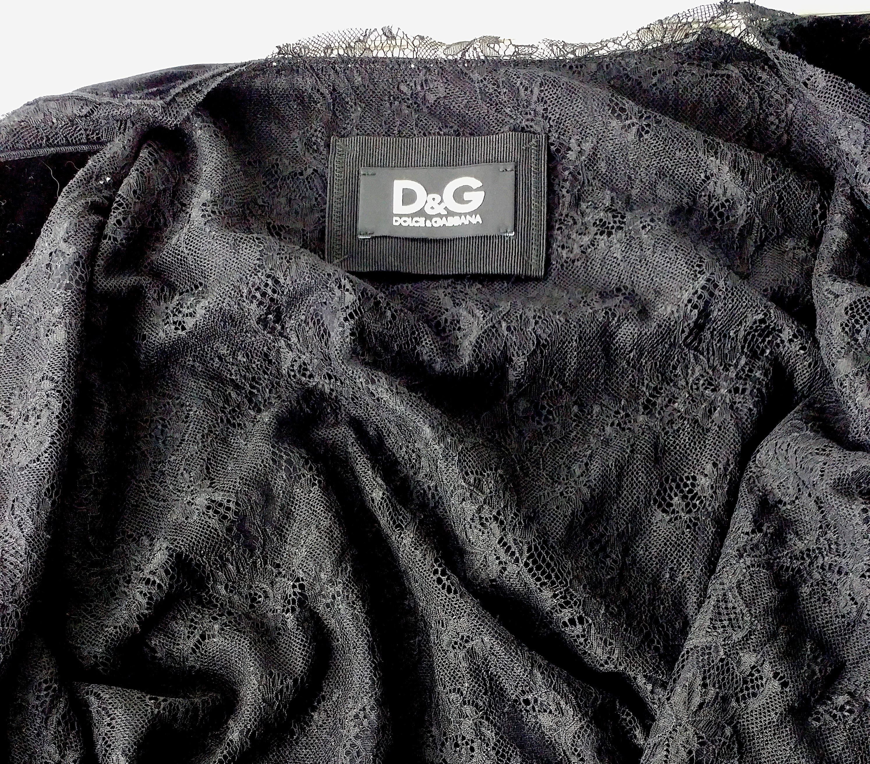Women's DOLCE&GABBANA – Y2K Vintage Black Velvet Blouse with Lace Lining  Size S-M