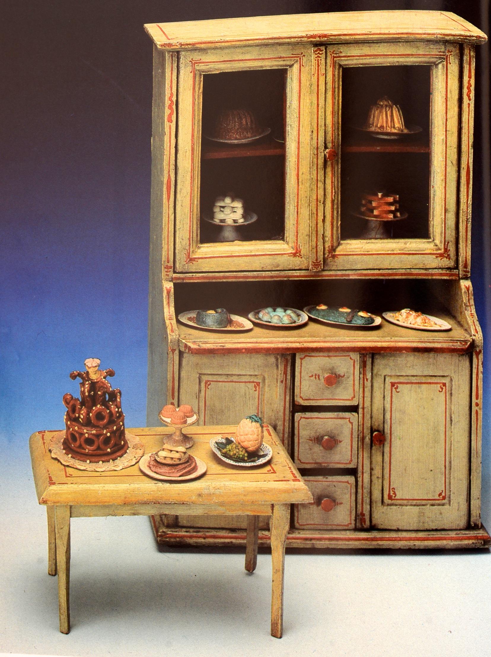 Doll Kitchens, 1800-1980 by Eva Stille, First Edition In Good Condition For Sale In valatie, NY