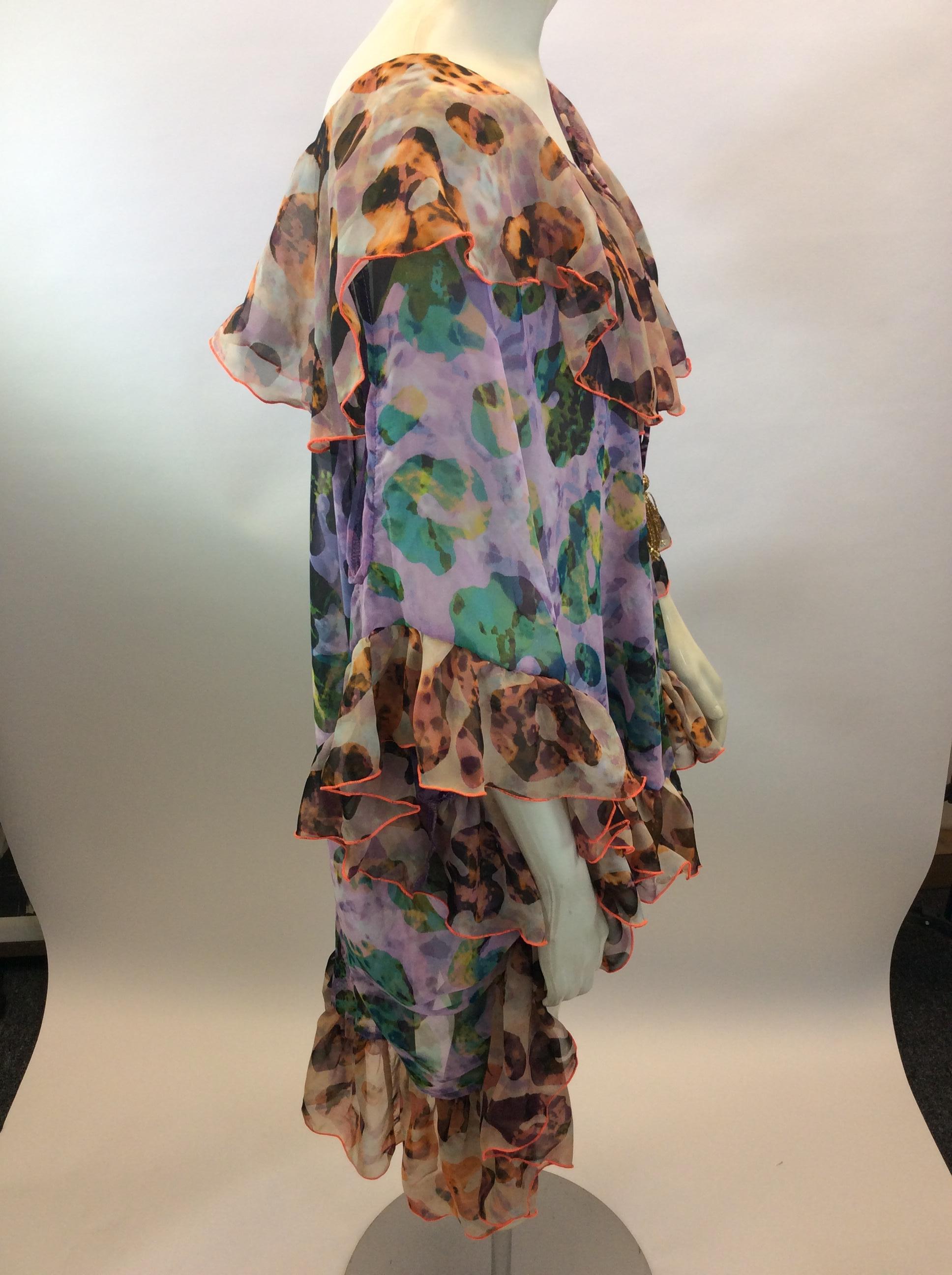 Doll Multi-Color Print Hi-Lo Cover Up  In Good Condition For Sale In Narberth, PA