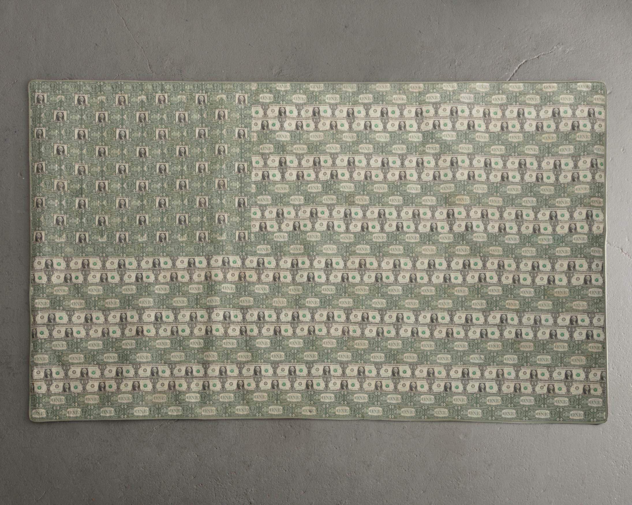 Américain Tapis Dollar Bill en pièces cousues et cousues Dollar Bills par Johnny Swing, 2017
