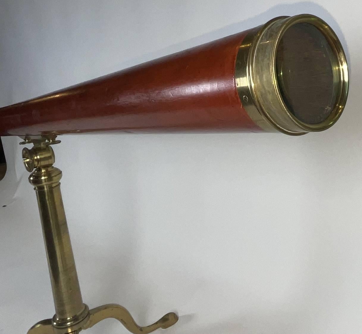 Telescope de Londres sur trépied en vente 2
