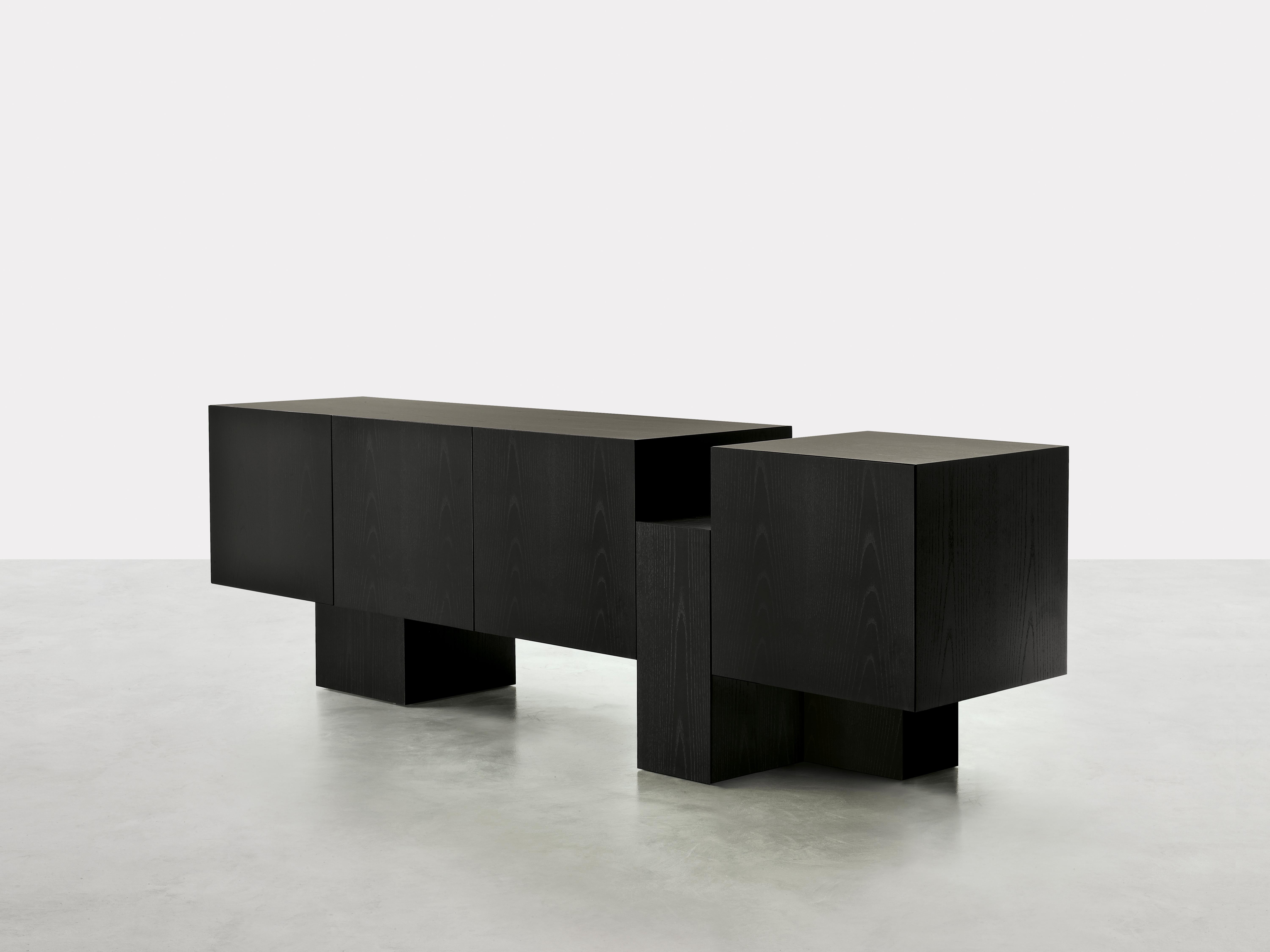 Postmoderne Enfilade Dolmen de Somaschini en vente