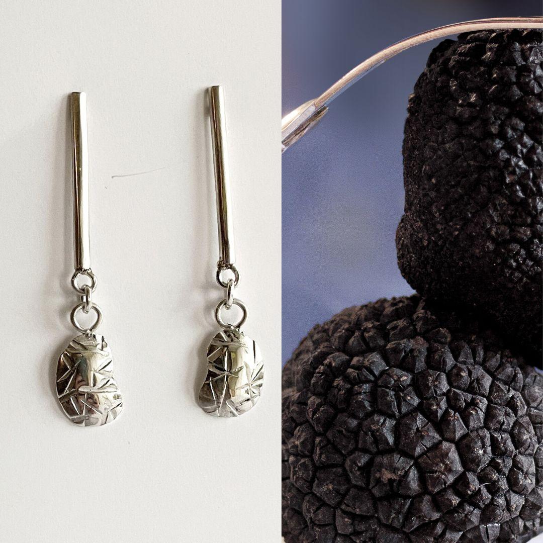 Artigiano Orecchini con tartufo nero di Dolores Ortega in argento 925 in vendita