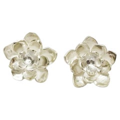 Orecchini Dolores Ortega a forma di Gardenia in argento sterile