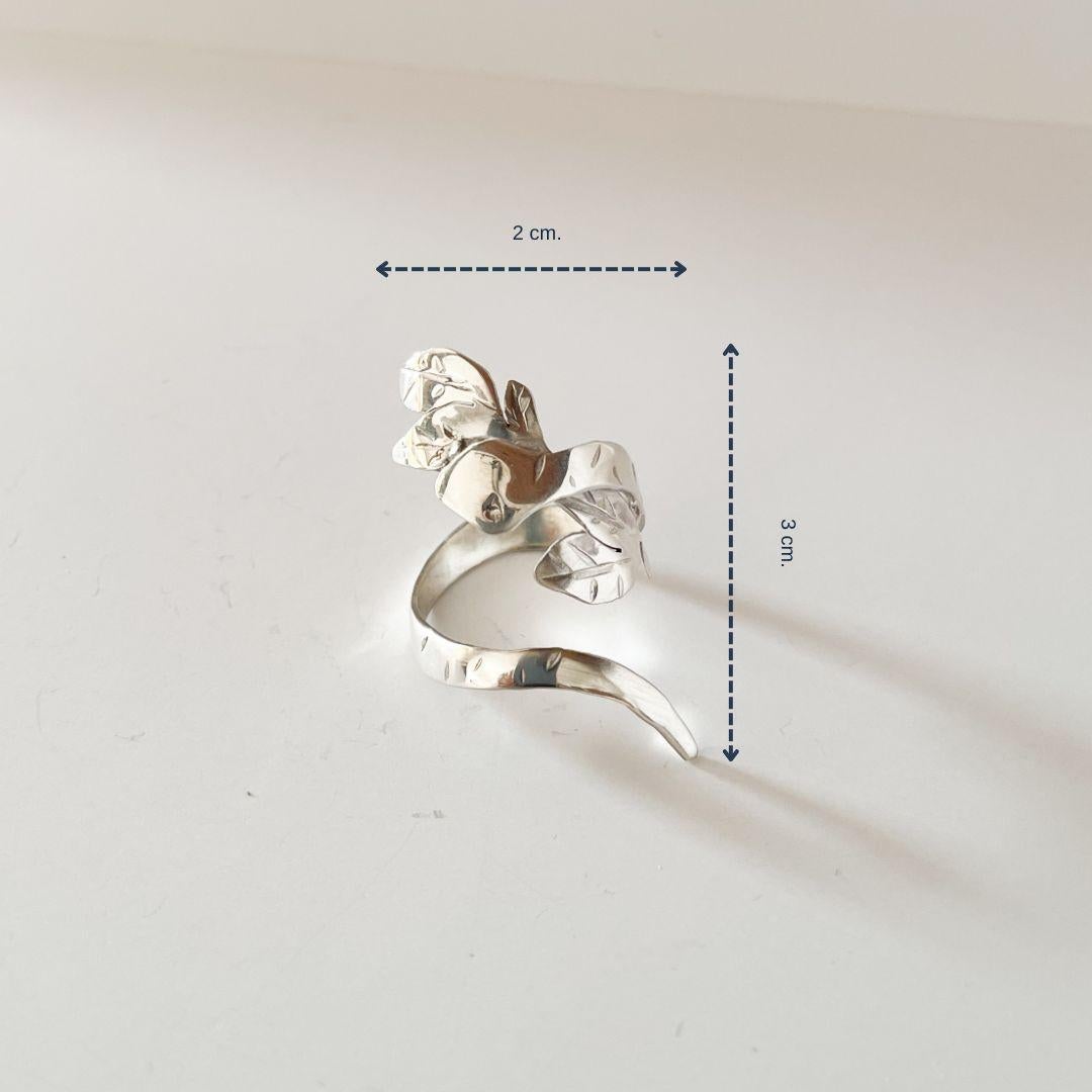 Dolores Ortega Ring aus Sterlingsilber mit Schlange und Blättern im Angebot 5