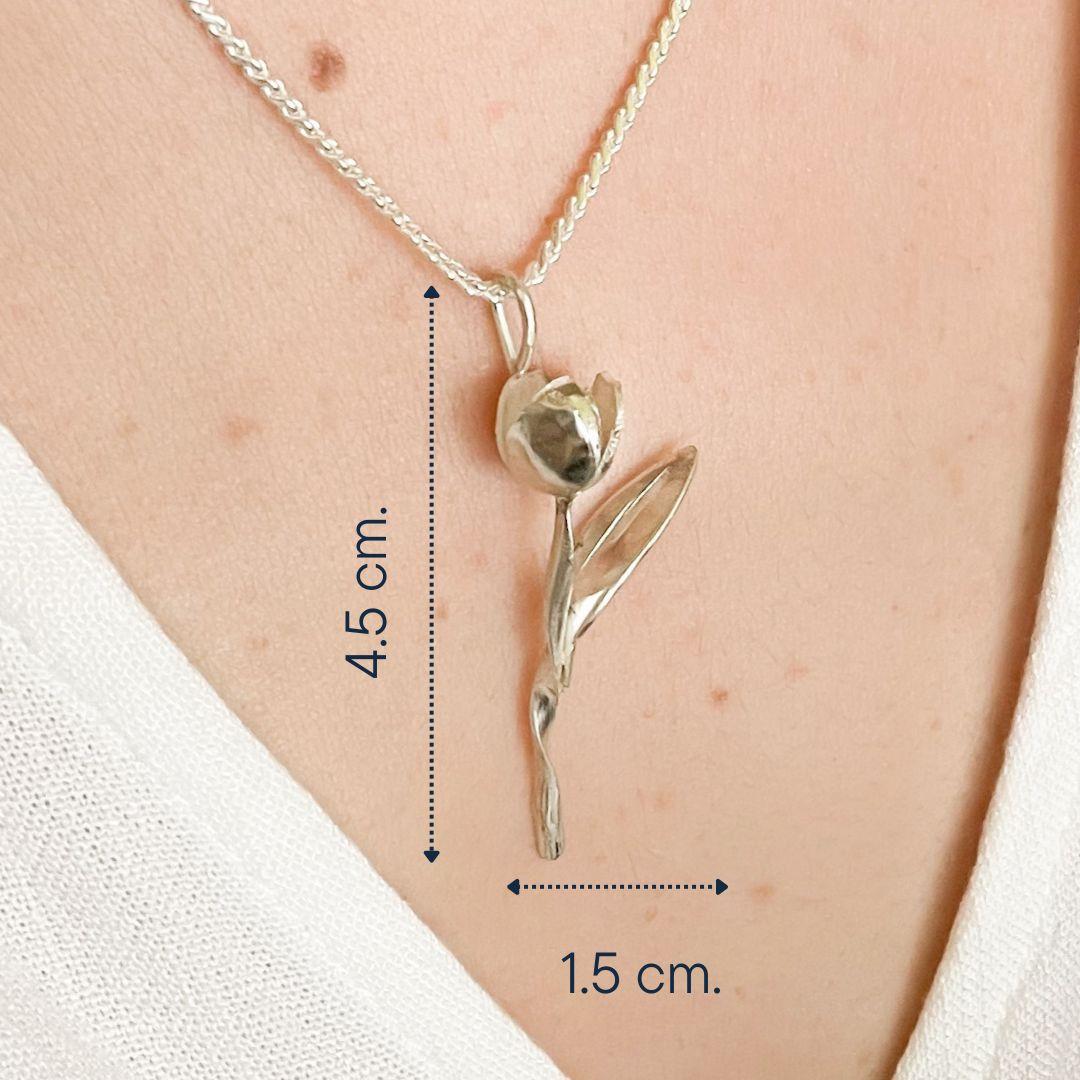 Women's Dolores Ortega Tulip Pendant Necklace in 925 Sterling Silver For Sale