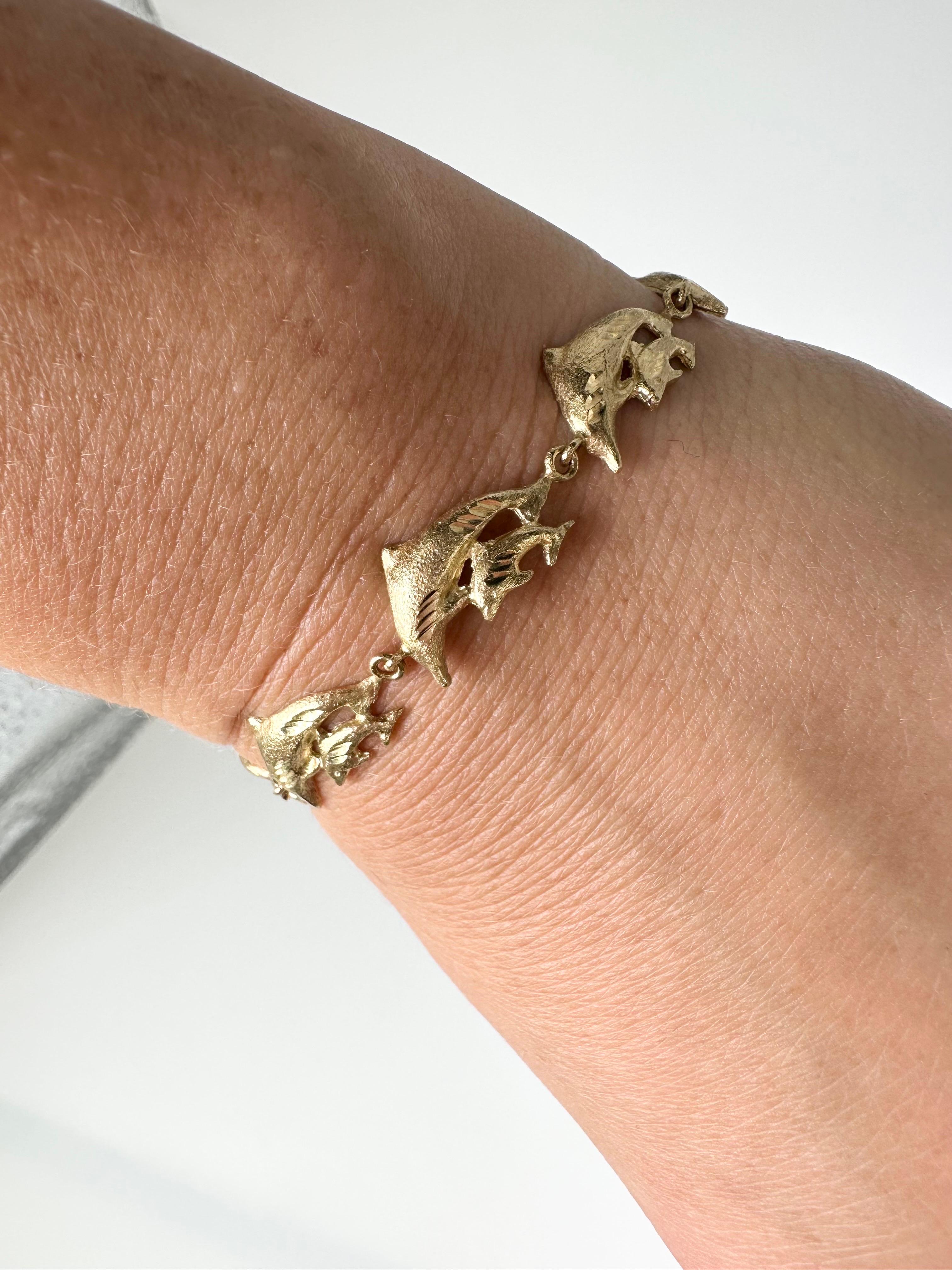 gold dolphin bracelet