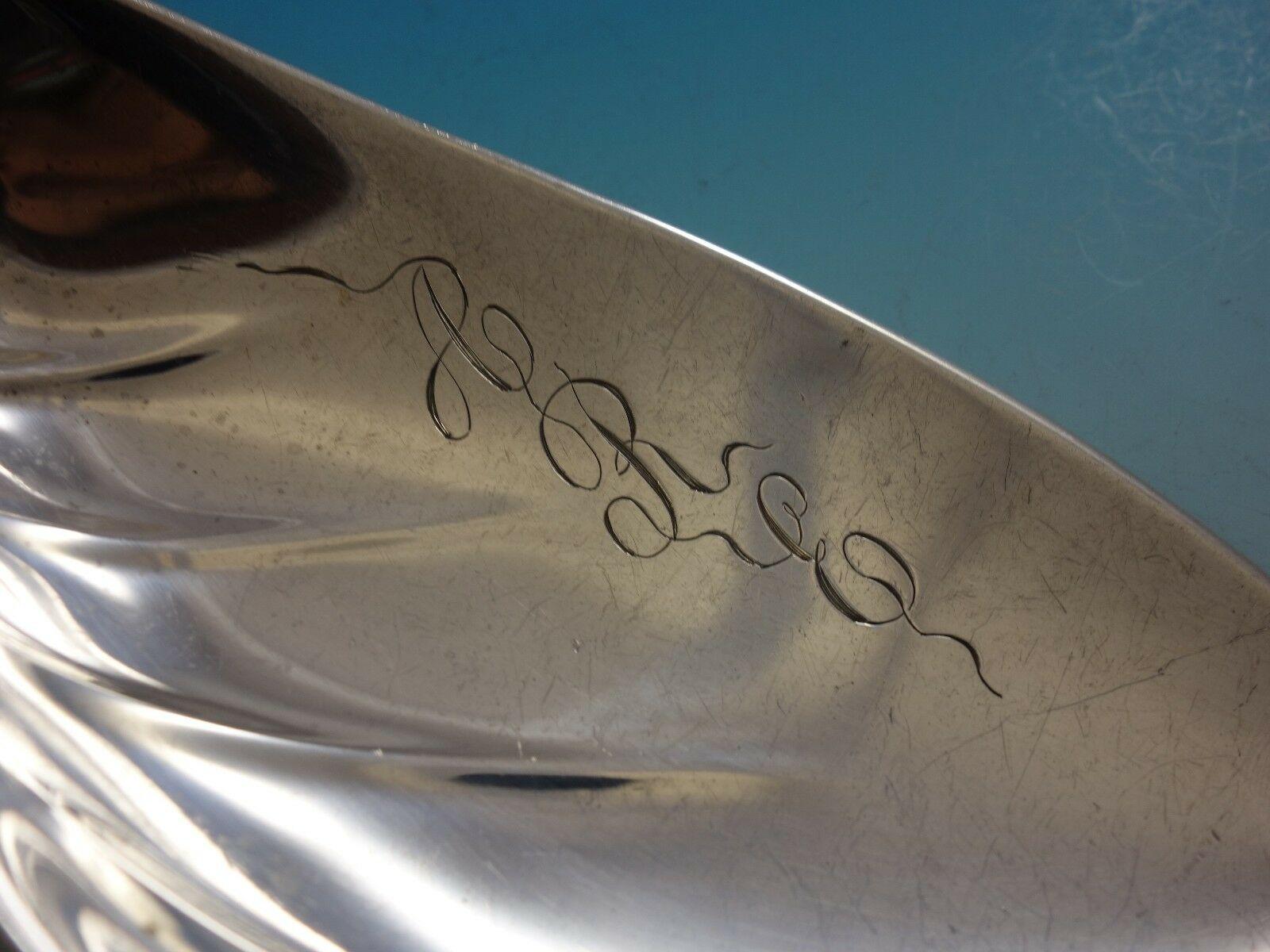 Dolphin by Tiffany & Co. Sterling Silver Ice Cream Server	 In Excellent Condition In Big Bend, WI
