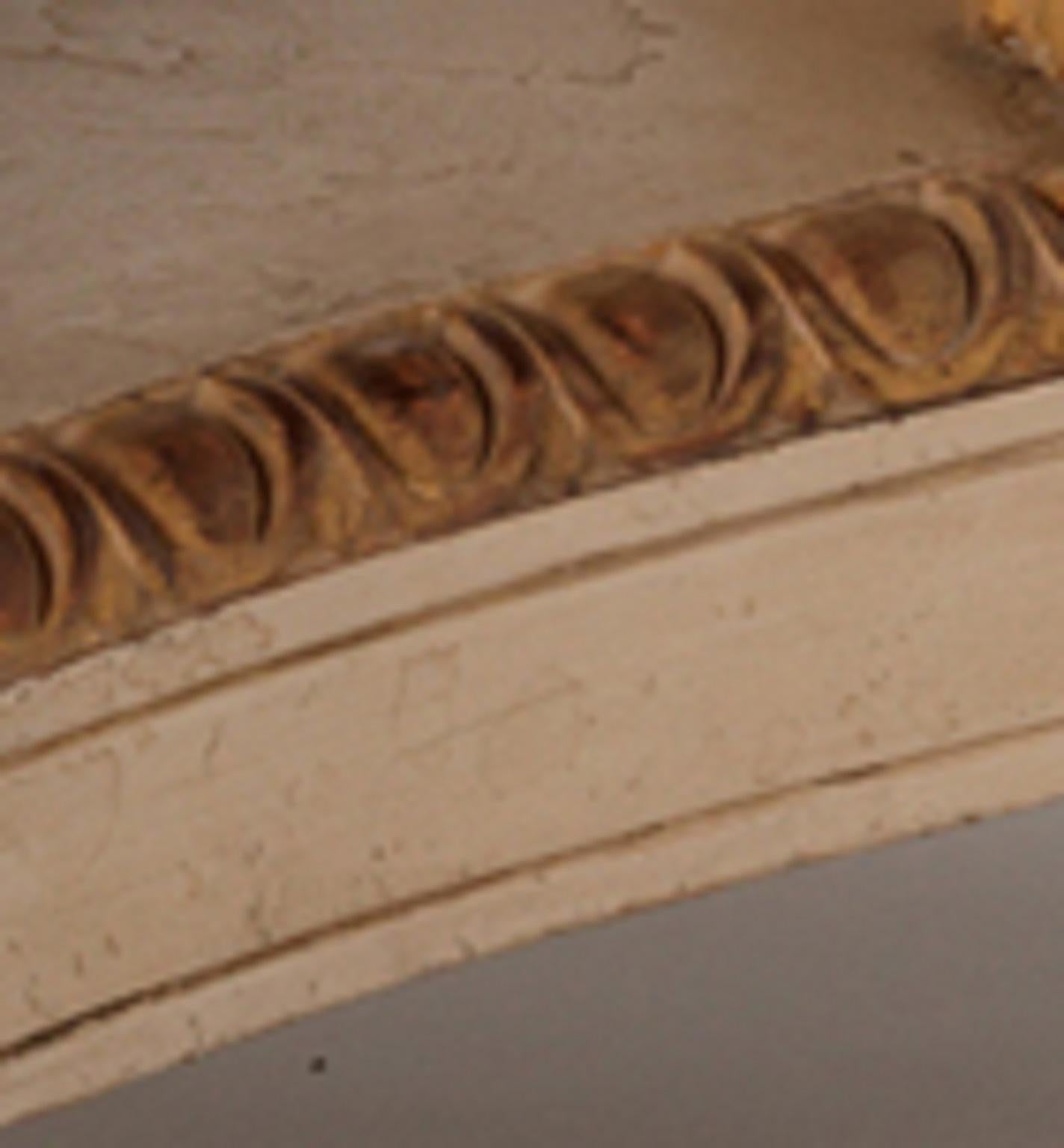 Delphin-Mitteltisch (21. Jahrhundert und zeitgenössisch) im Angebot