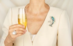 Broche « Dolphin Diamond » – Création d'Ella Gafter