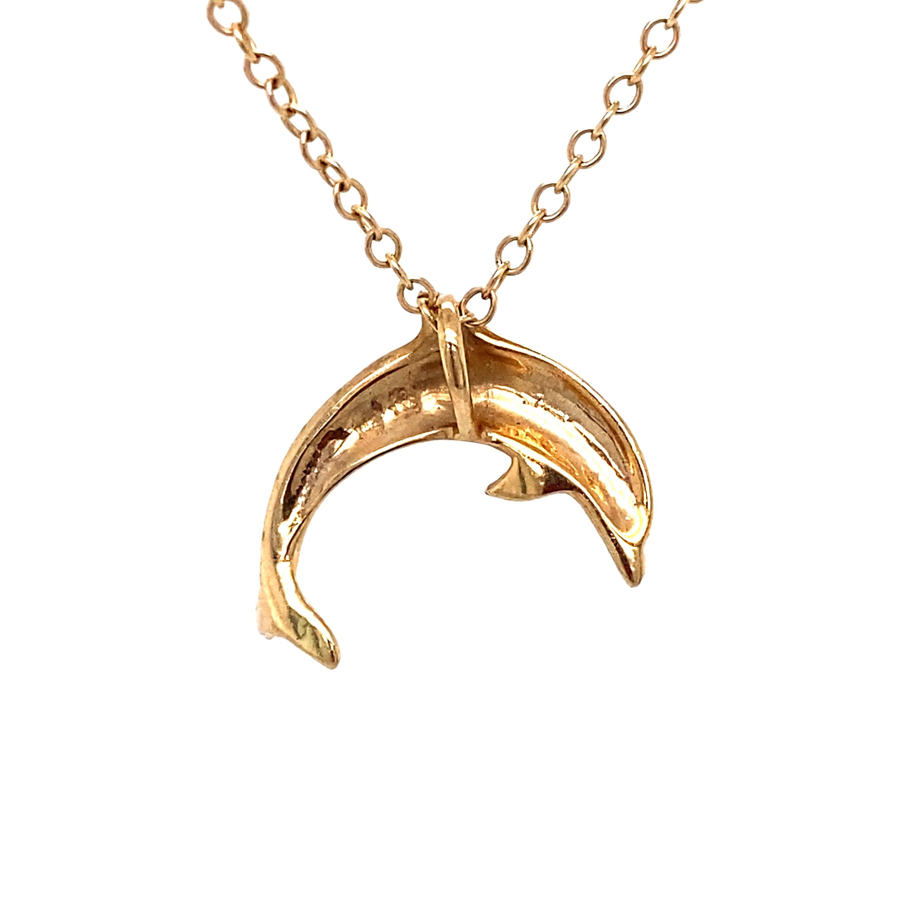 Modern Dolphin Pendant in 14 Karat Yellow Gold For Sale