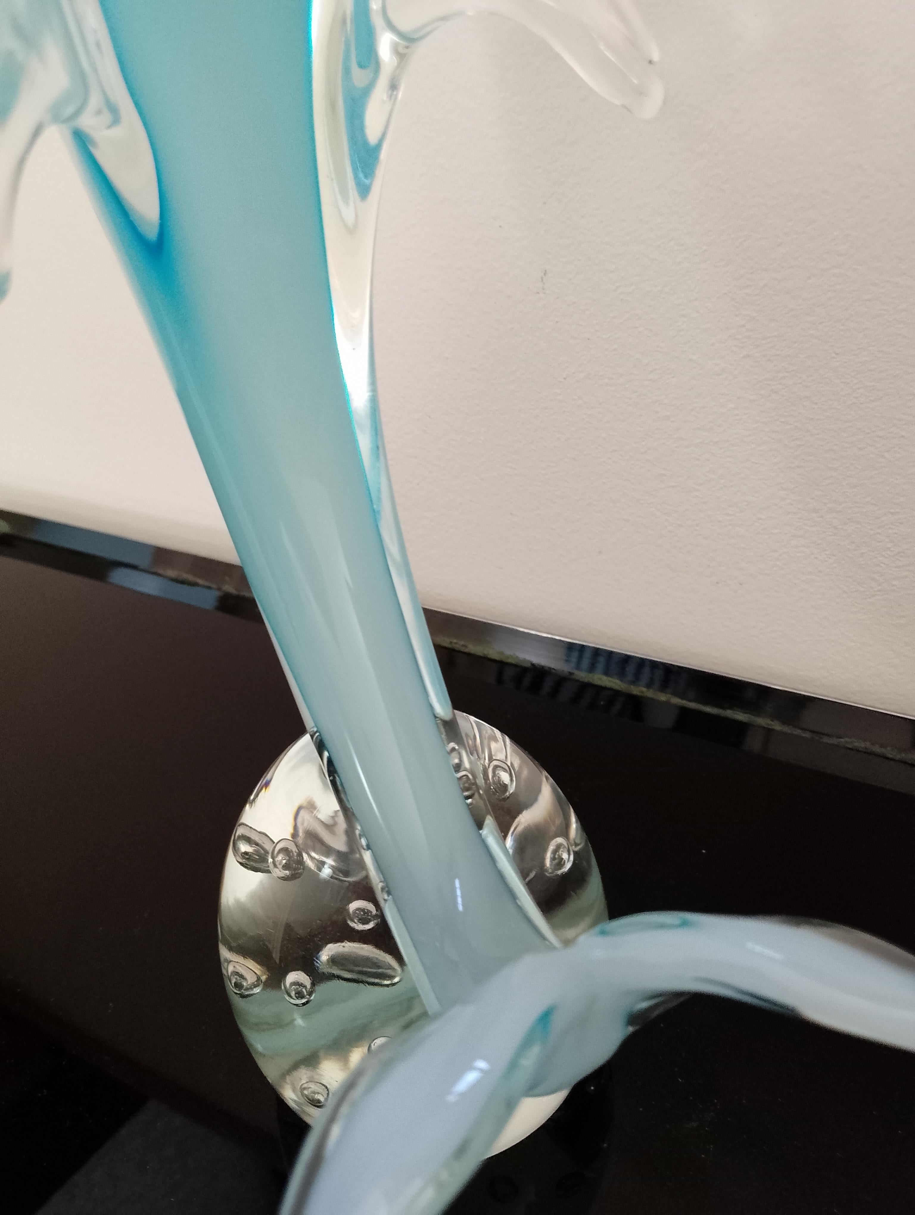 Moderno Scultura di delfino in vetro di Murano in vendita