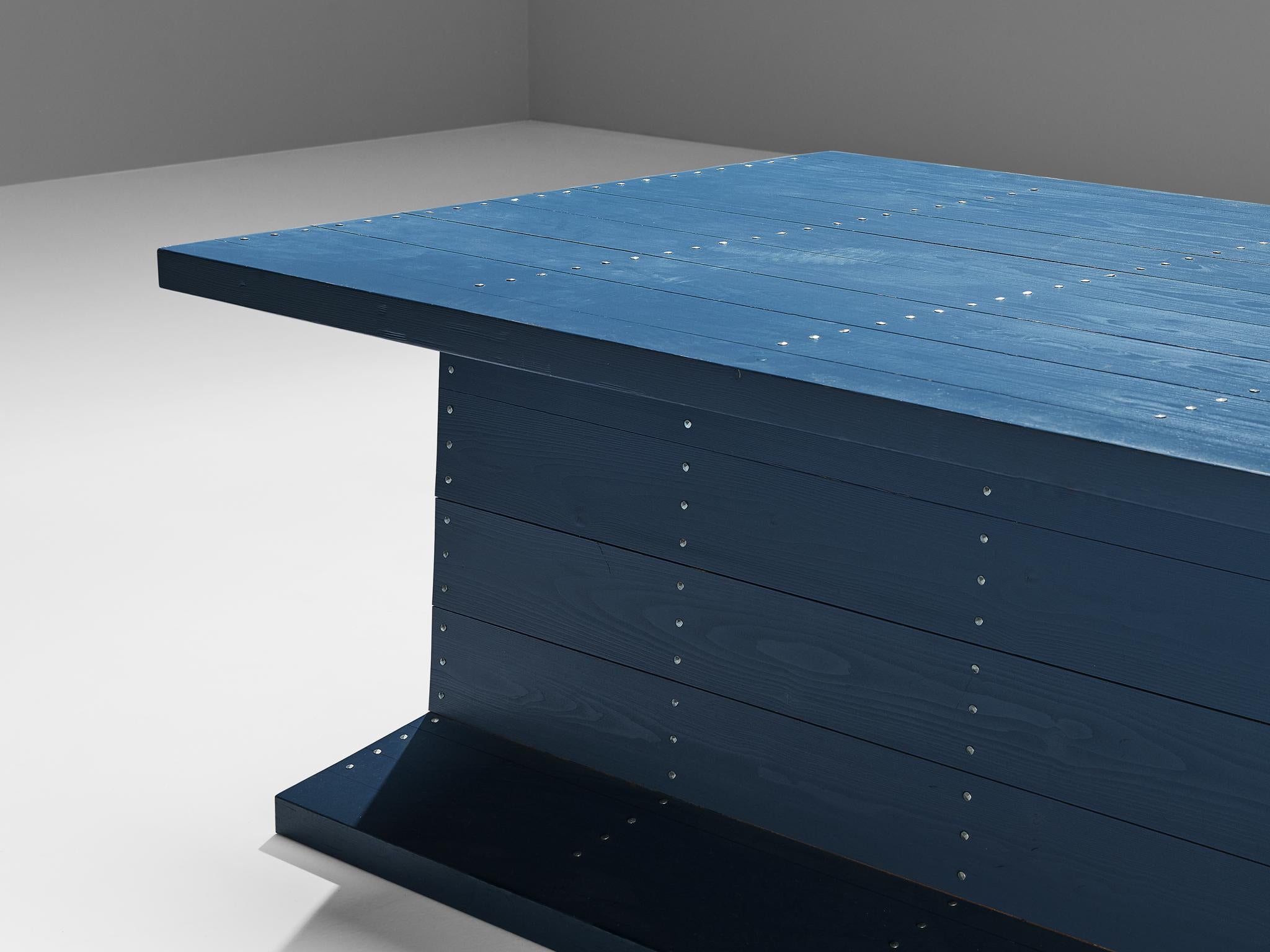 Métal Table de salle à manger Dom Hans Van Der Laan en bleu  en vente