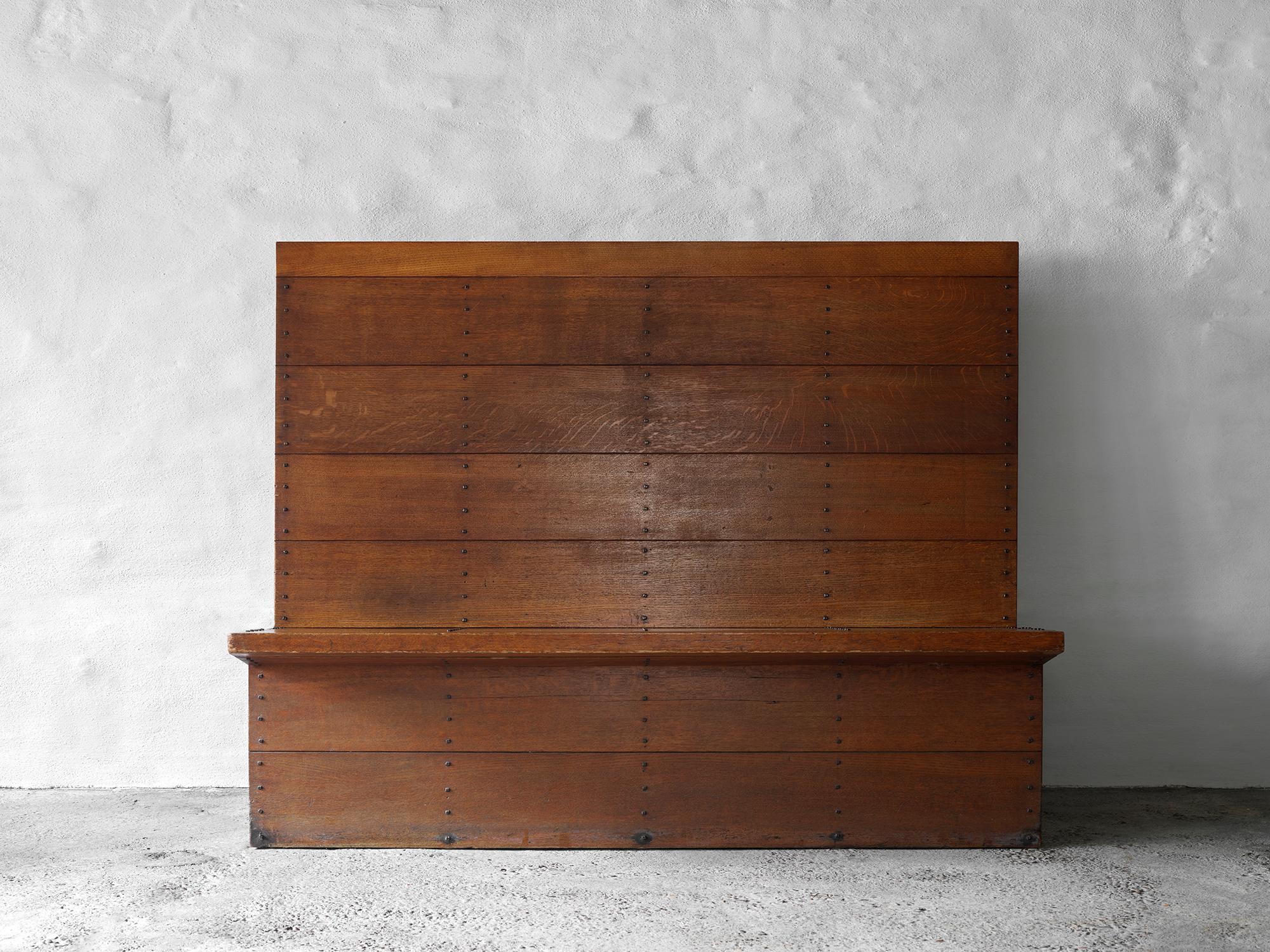 Dom Hans van der Laan Oak High Back Bench In Good Condition For Sale In Ghent, BE