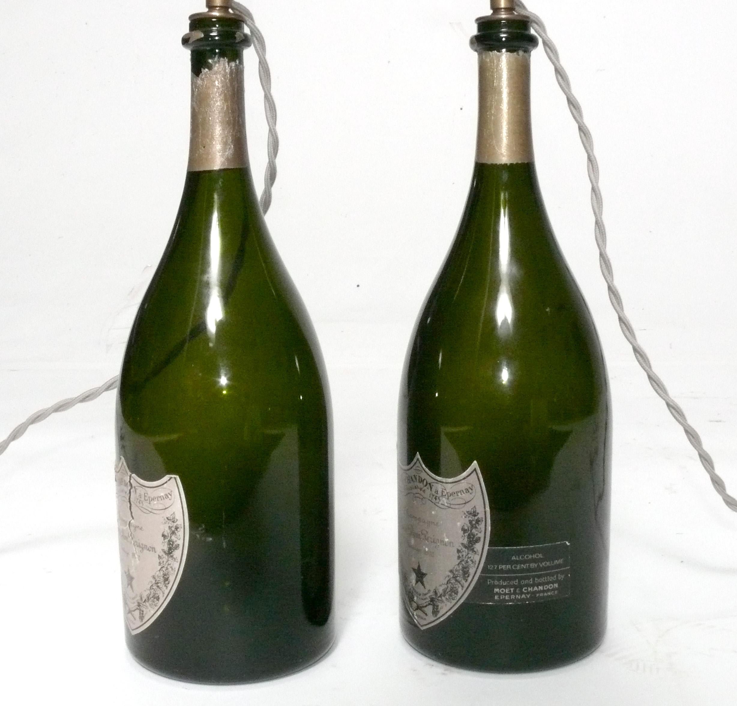 Dom Perignon Vintage Champagnerflaschenlampen 1970er Jahre (Ende des 20. Jahrhunderts) im Angebot