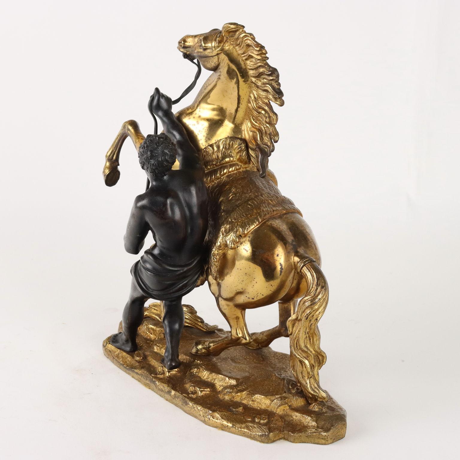 Domatore con Cavallo Guillaume Coustou Francia Seconda Metà XIX Secolo In condizioni buone in vendita a Milano, IT