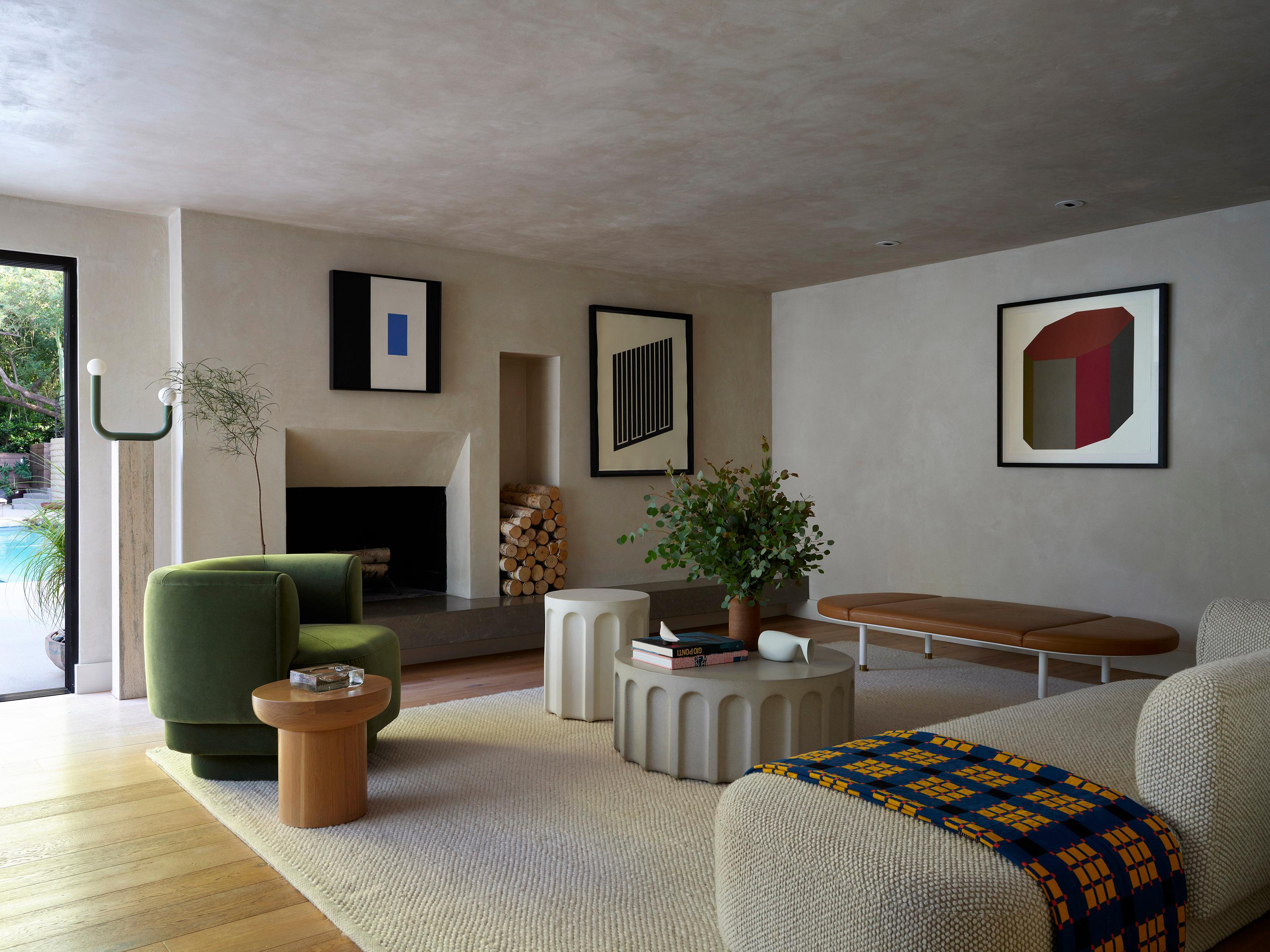 Grande table d'appoint Dombak de Phase Design Neuf - En vente à Geneve, CH