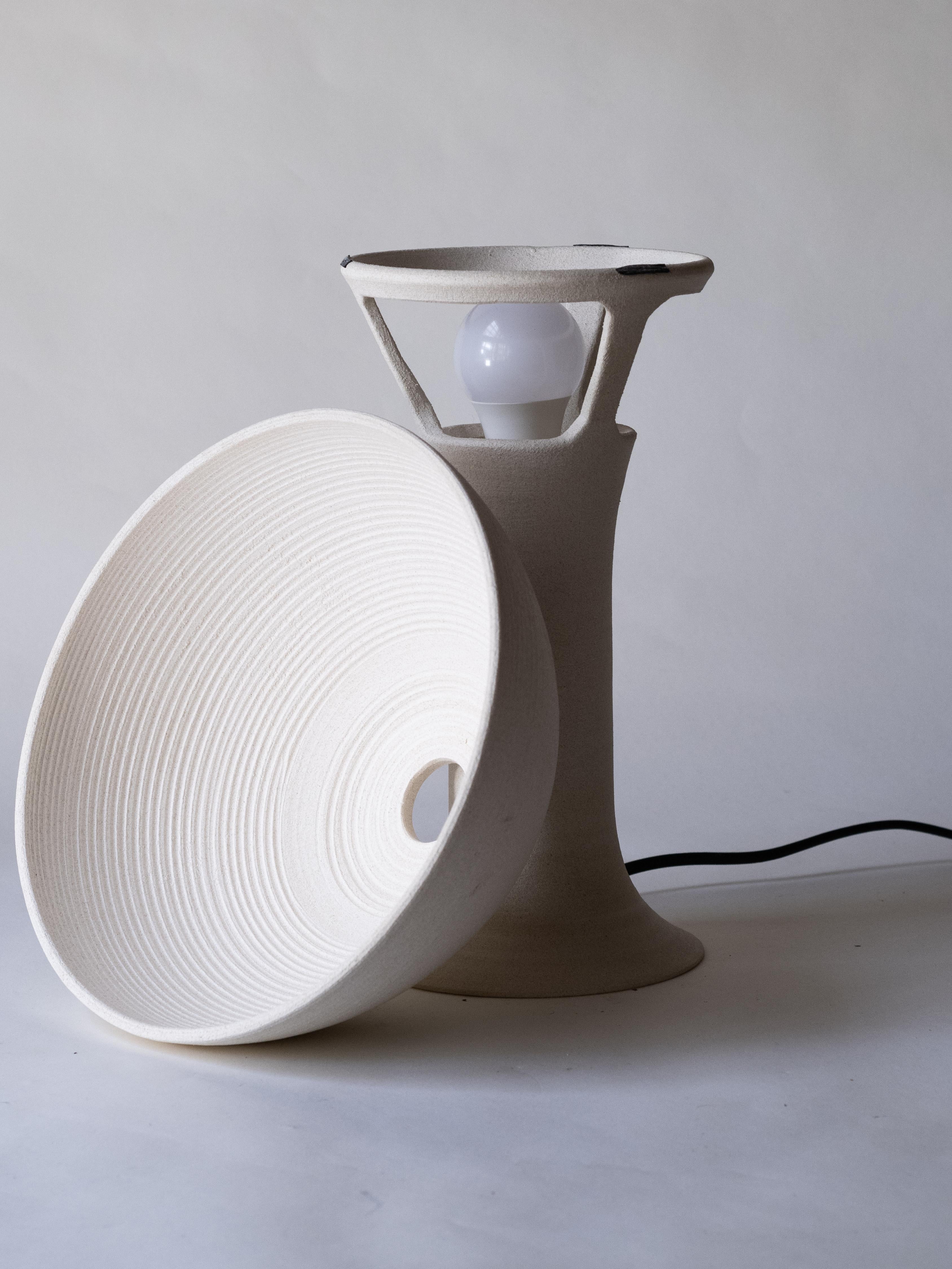 Keramiklampe „Dome“ 'Mushroom Design' (21. Jahrhundert und zeitgenössisch) im Angebot