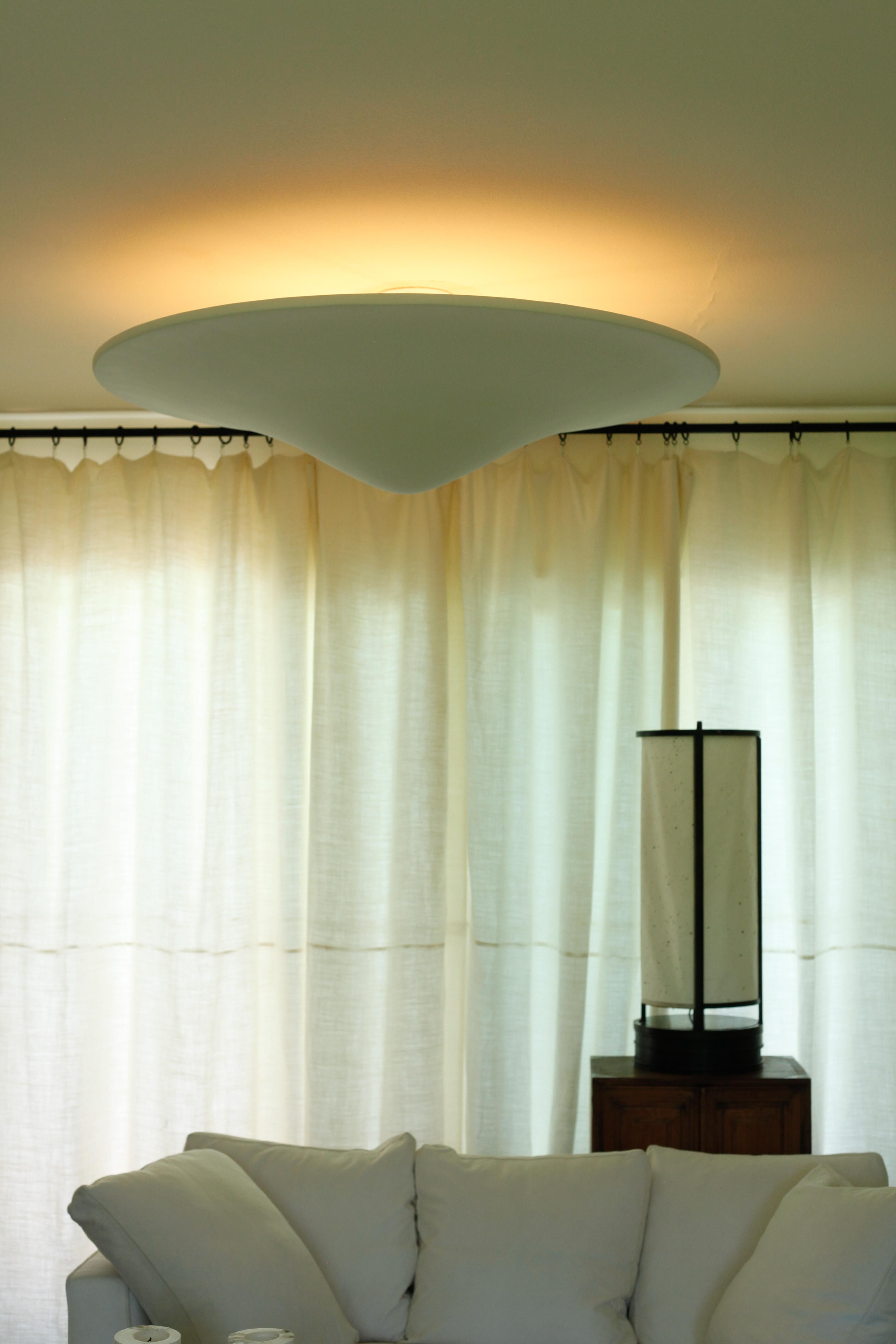 Moderne Lustre en forme de dôme en vente