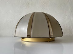 Lámpara de pared o techo de cristal gris de diseño de cúpula de Peill Putzler, años 70, Alemania