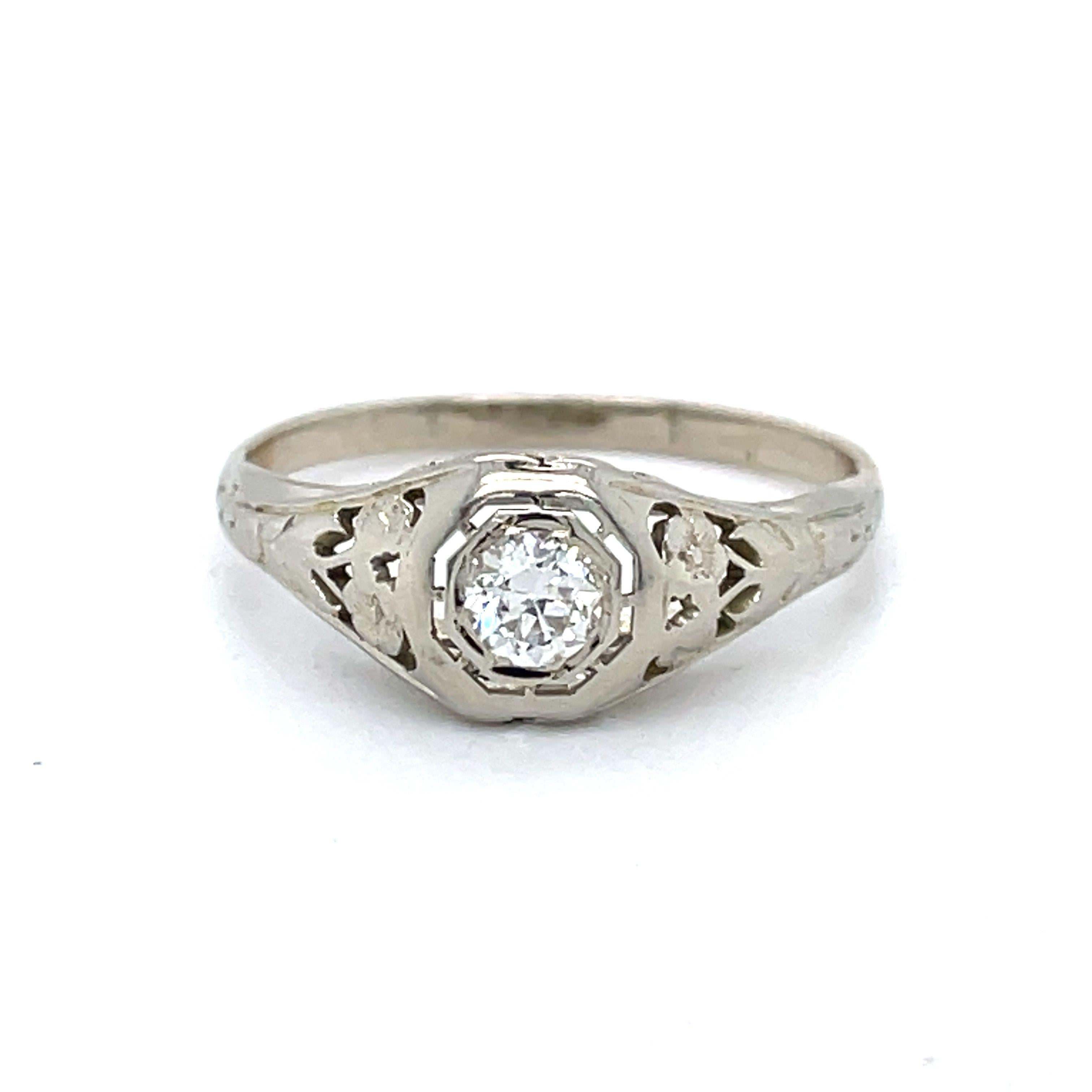 Dome Filigree Ring - 18K White gold dome ring, 0.15ct old European cut diamond For Sale 1