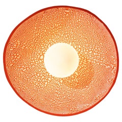 Handgefertigte Wandleuchte Dome Orange aus Keramik in organischer Form von Streicher Goods