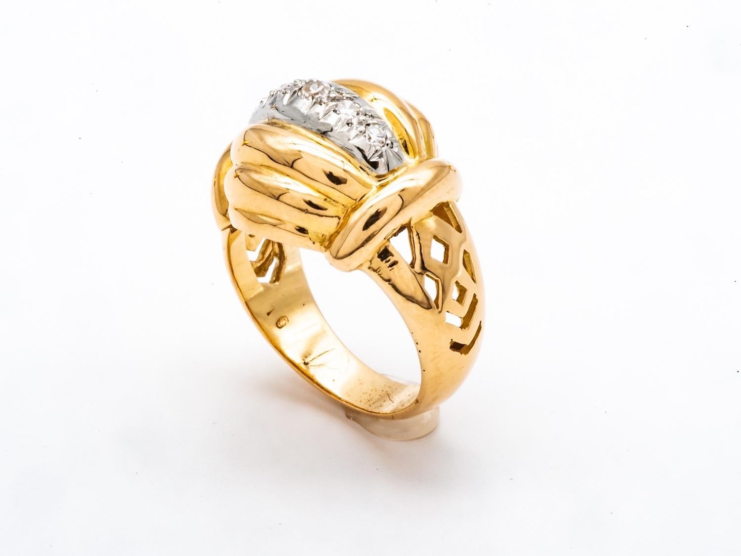 Dome Ring 5 Diamanten Art Deco Stil Gelbgold 18 Karat  (Brillantschliff) im Angebot