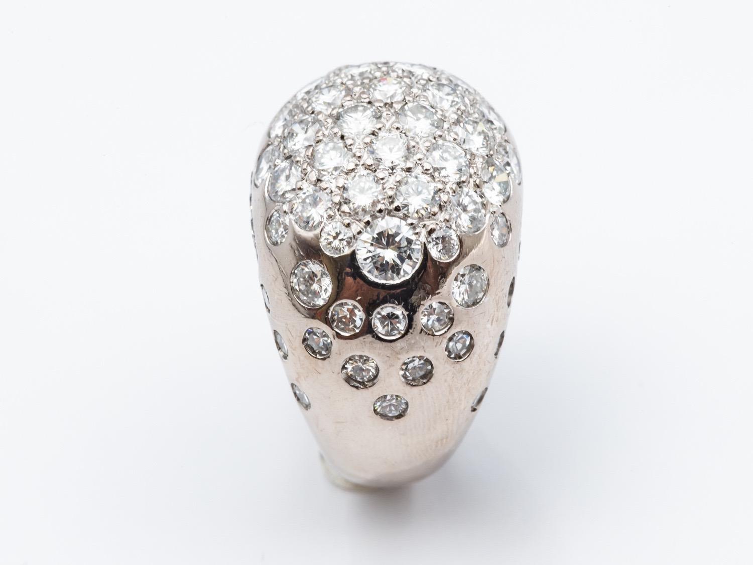 Dome Ring 54 Brillantschliff Diamanten Gold 18 Karat im Zustand „Hervorragend“ im Angebot in Vannes, FR
