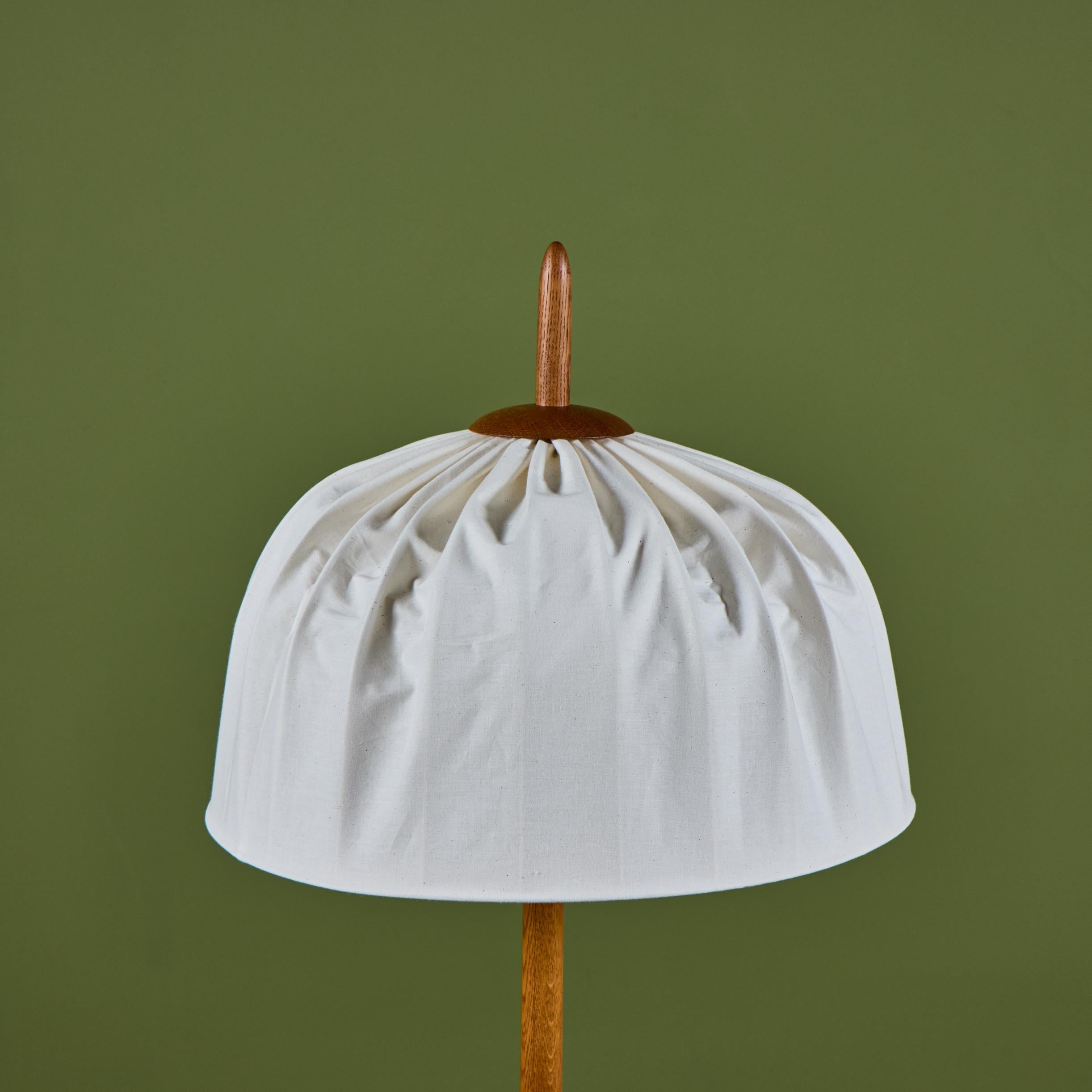 Dome Shade Oak Floor Lamp en vente 2