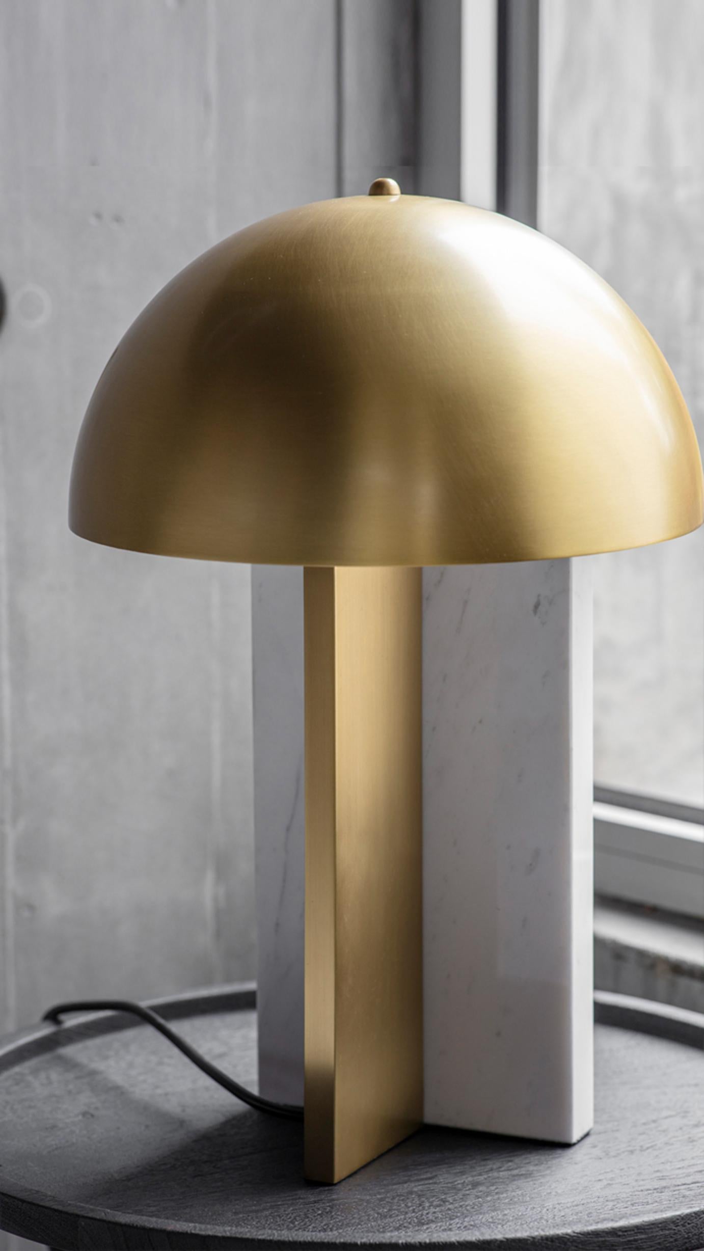 Dome Table Lamp by Square in Circle In New Condition For Sale In Geneve, CH