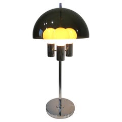 Lampe de table champignon de l'ère spatiale en chrome bombé de style Kovacs