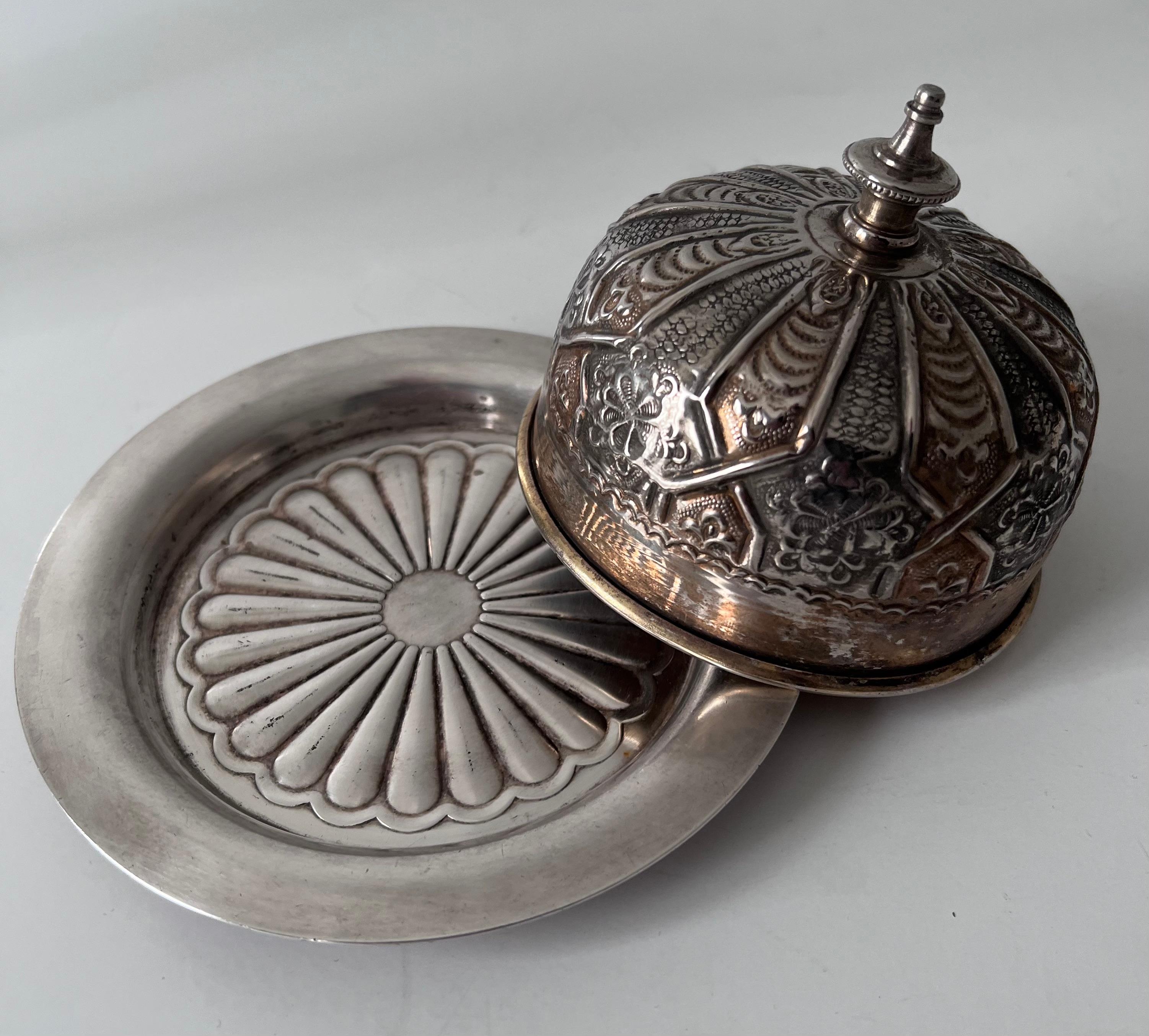 Domed French Silver Plate Repoussé Butter or Covered Dish Plate For Sale 2