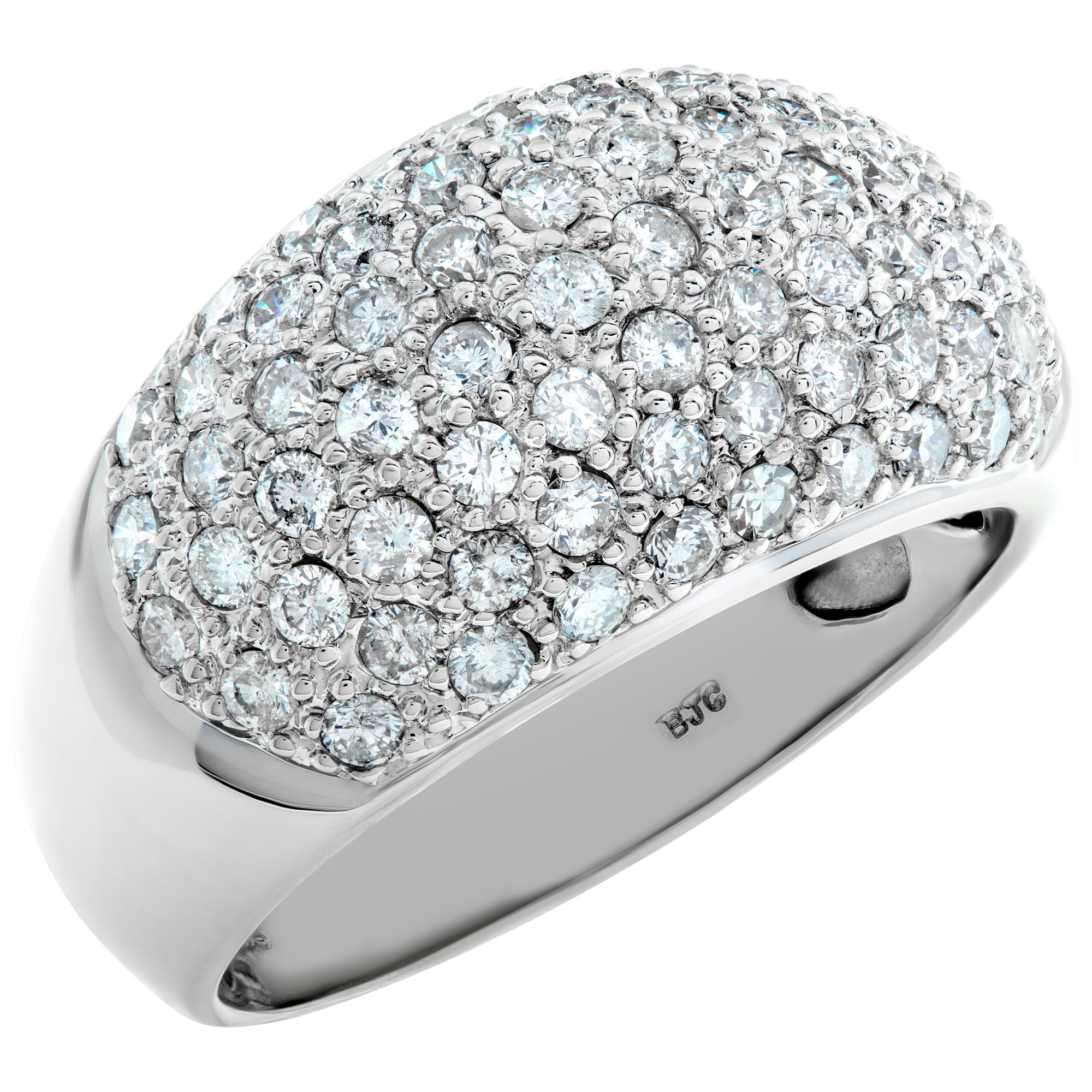 Domed Pave diamond ring in white gold. 3.0 cts in pave diamonds.(G-H, SI2) In Excellent Condition For Sale In Surfside, FL