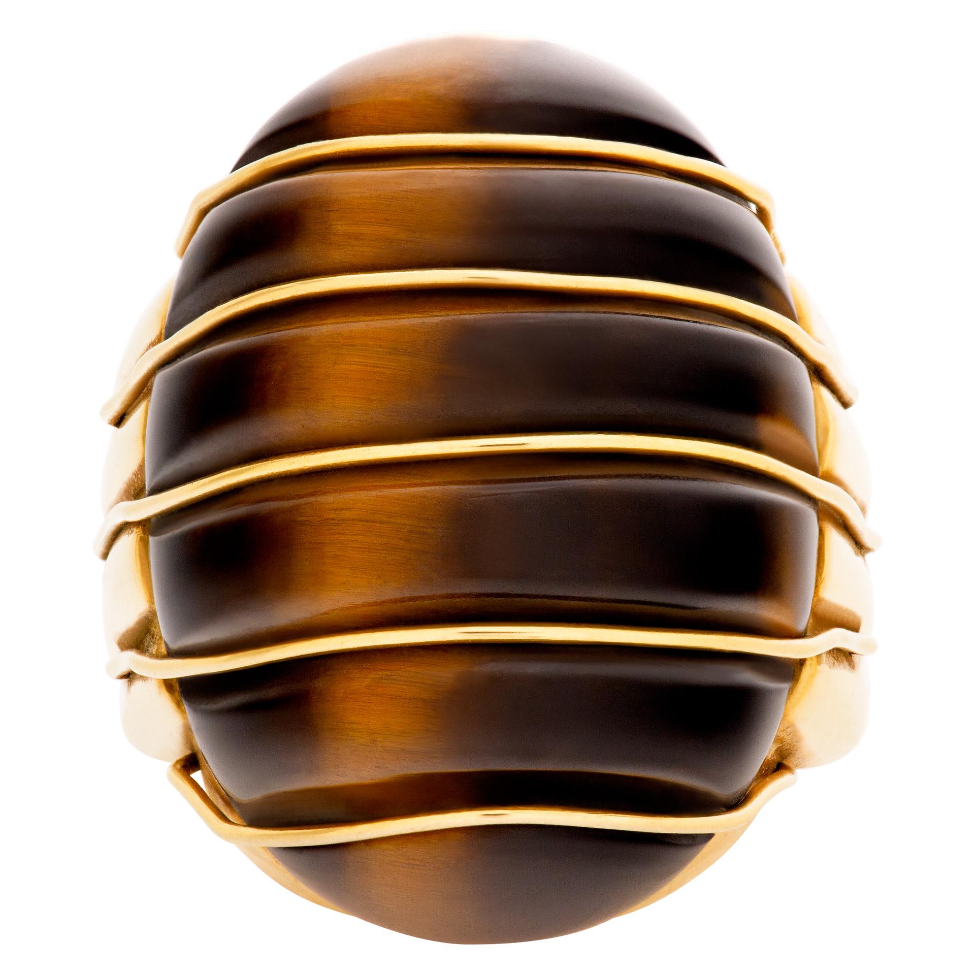 Unique design, Cabochon Tiger eye ring in 18k gold. Cabochon tiger eye  is 1 (h) x 3/4