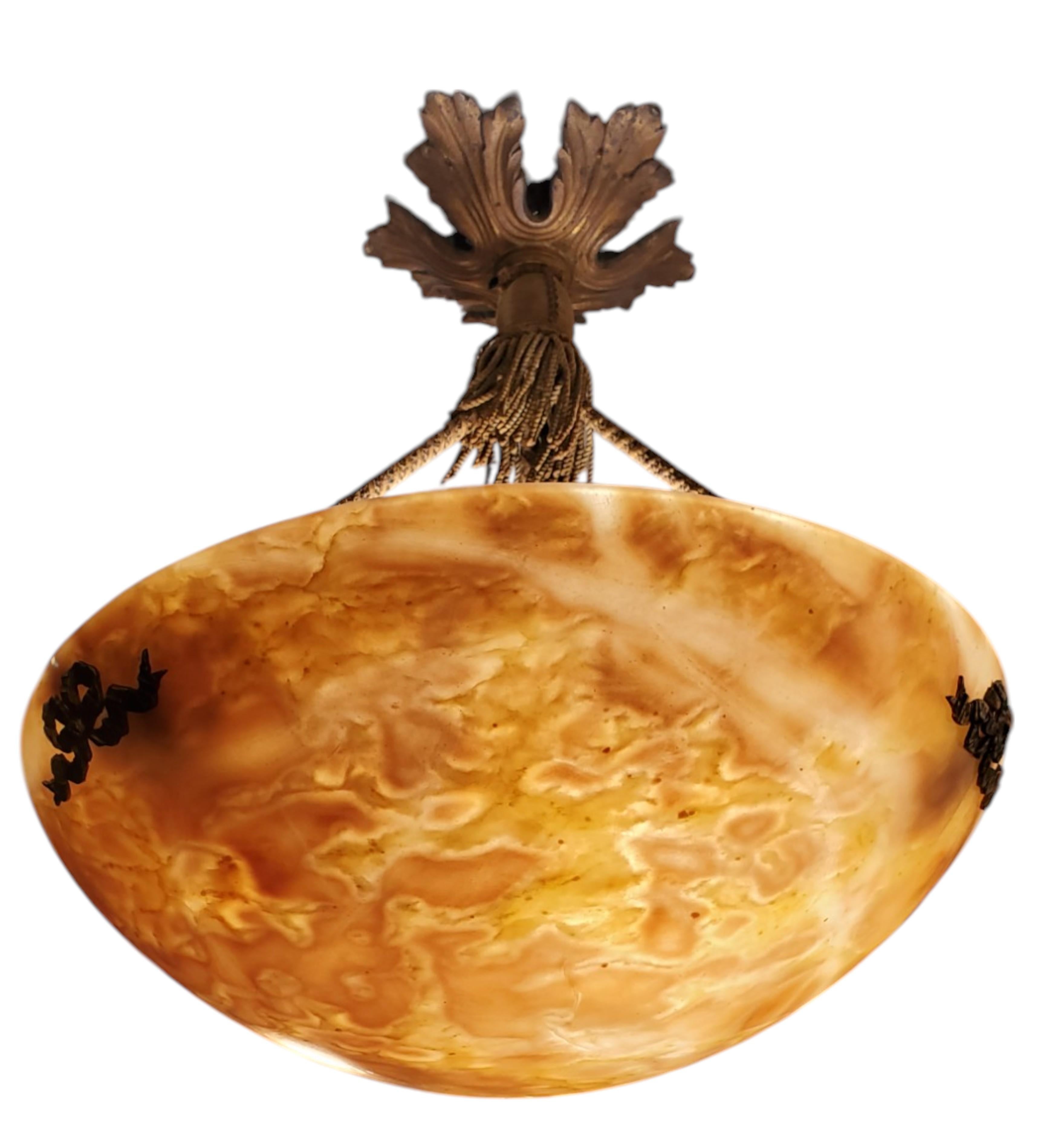 Domed tortoise shell alabaster suspending fixture / coupe / plafonnier en vente 7