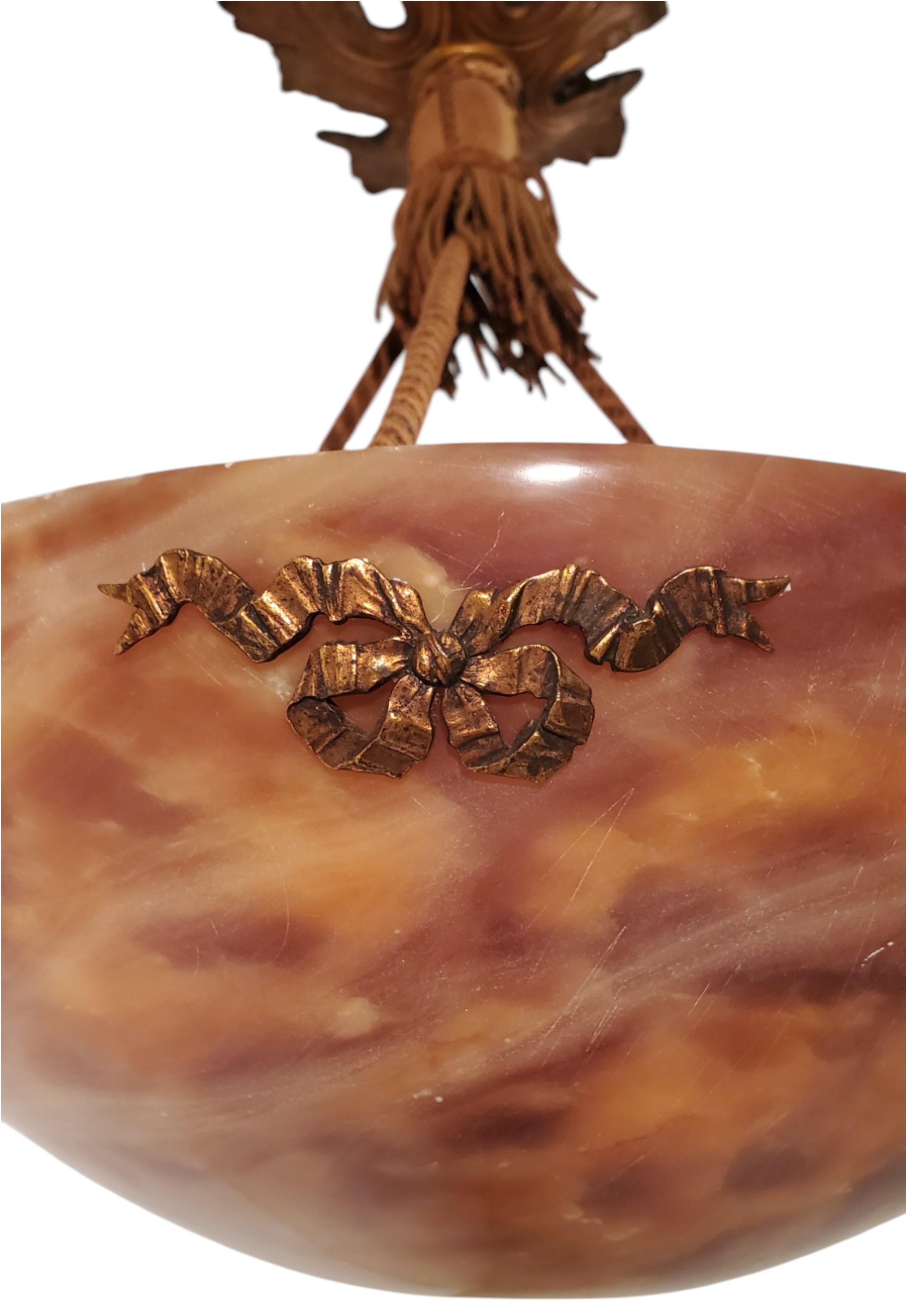 Domed tortoise shell alabaster suspending fixture / coupe / plafonnier Bon état - En vente à New York City, NY