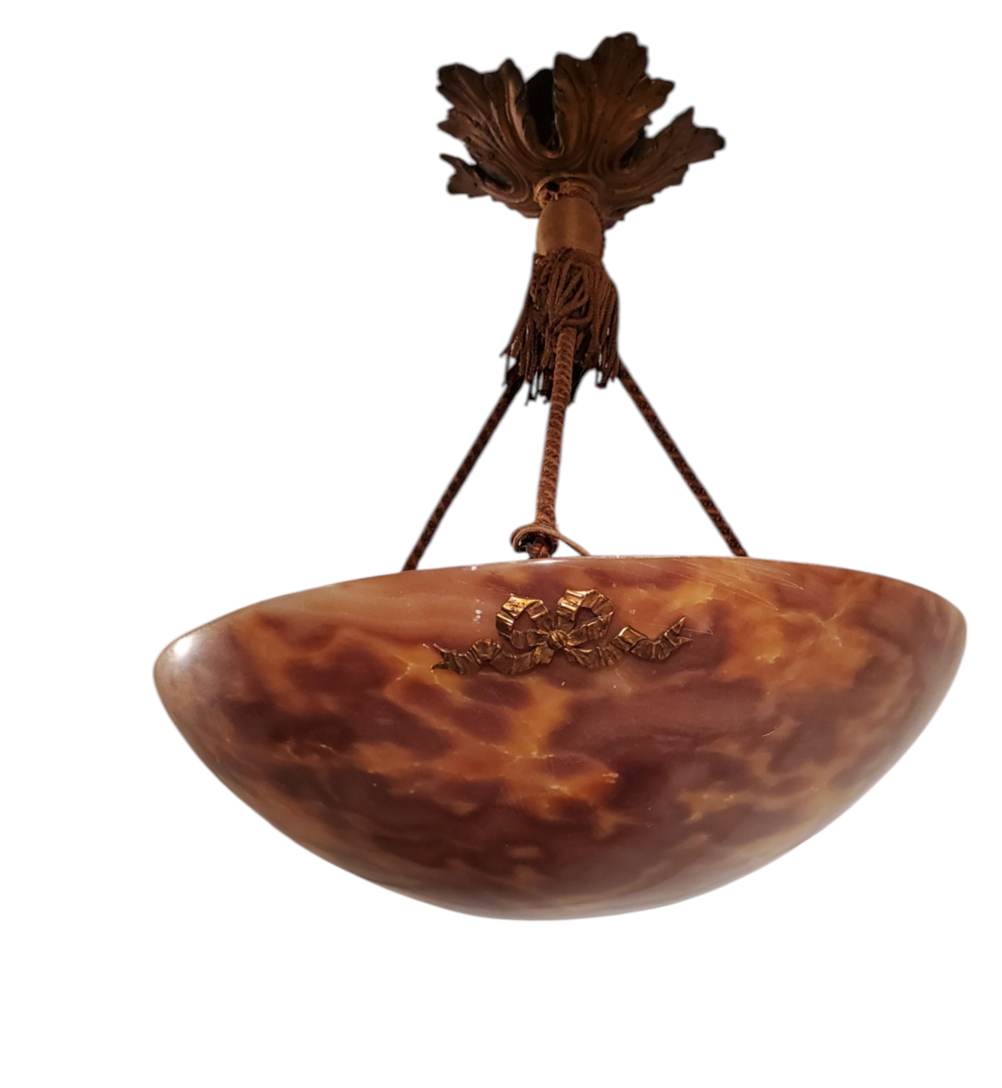 Domed tortoise shell alabaster suspending fixture / coupe / plafonnier en vente 1