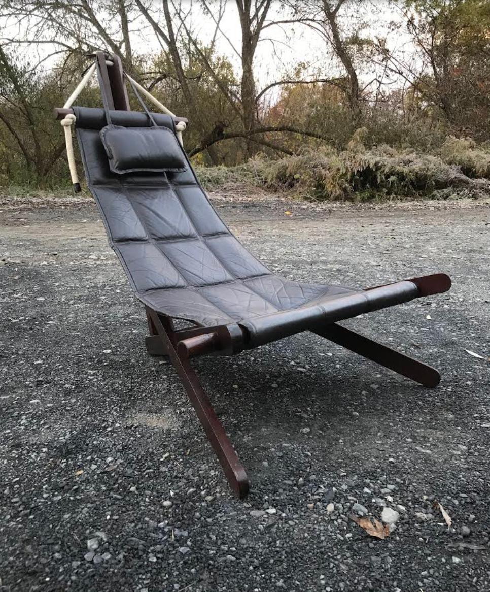 Dominic Michaelis: Leder-Sling-Stuhl im Zustand „Gut“ in Brooklyn, NY