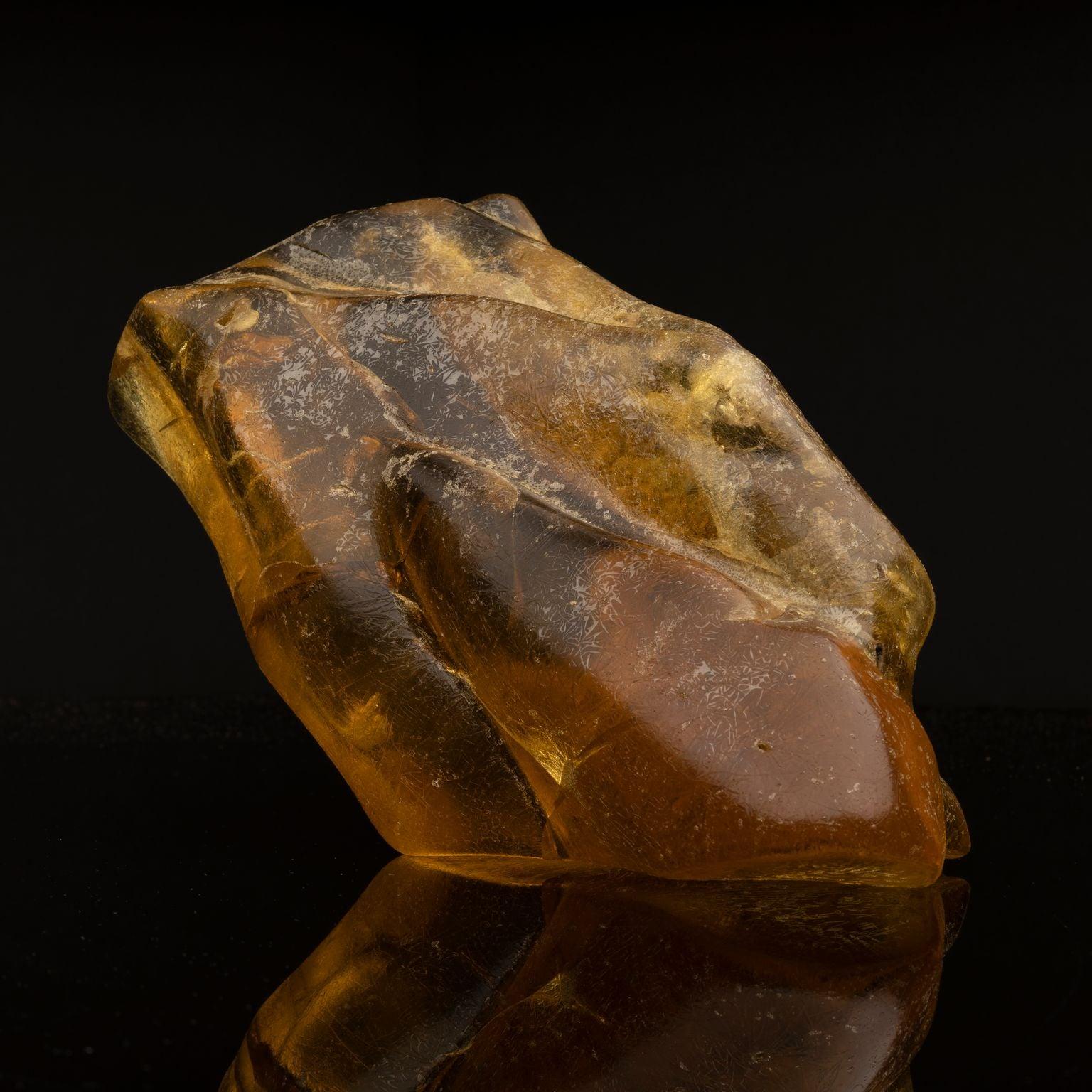 Dominican Amber // 15-25 MYO In Excellent Condition For Sale In New York, NY