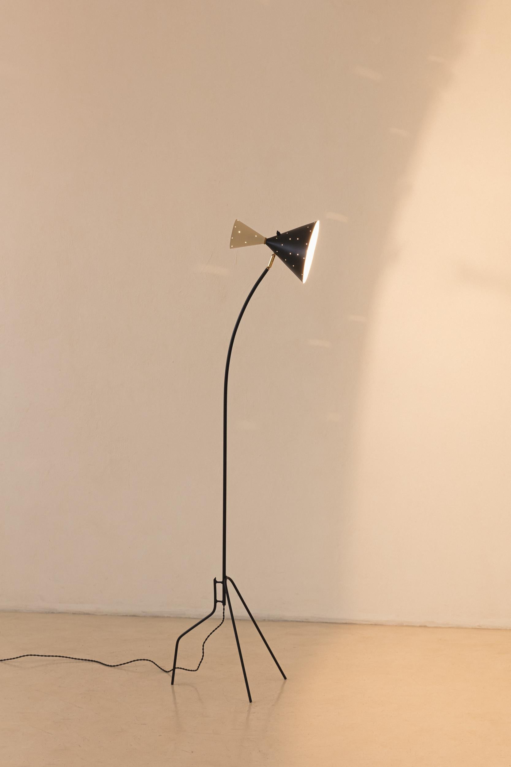 Dominici Stehleuchte, Modernes brasilianisches Design der Jahrhundertmitte von Enrico Furio, 1950er Jahre (Aluminium) im Angebot