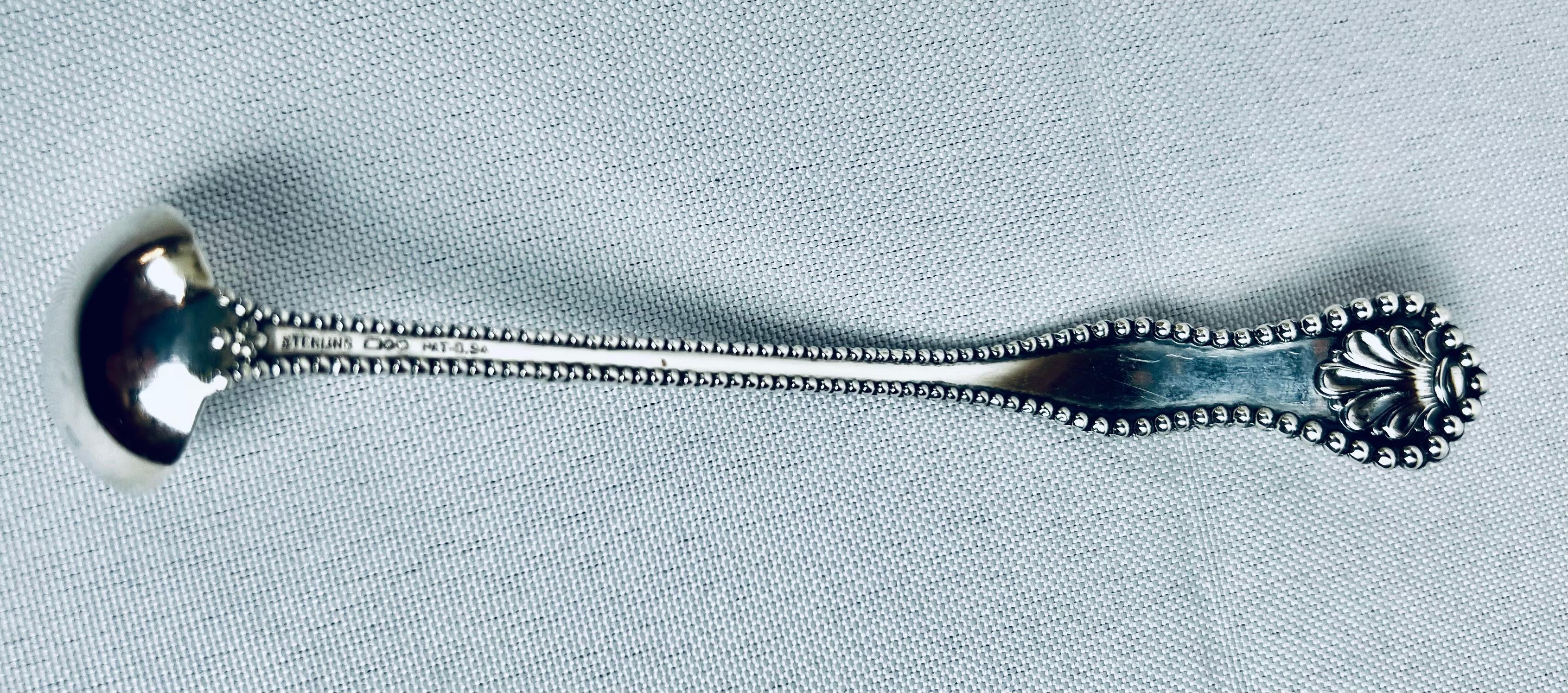 Fine XIX secolo Dominick & Haff Mestolo in argento SterlingCondimento/Mestolo di senape in vendita