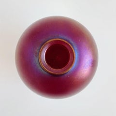 Dominick Labino Jarrón rojo de vidrio artístico iridiscente