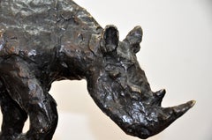 Sculpture expressionniste polonaise rhinocéros formant un rhinocéros