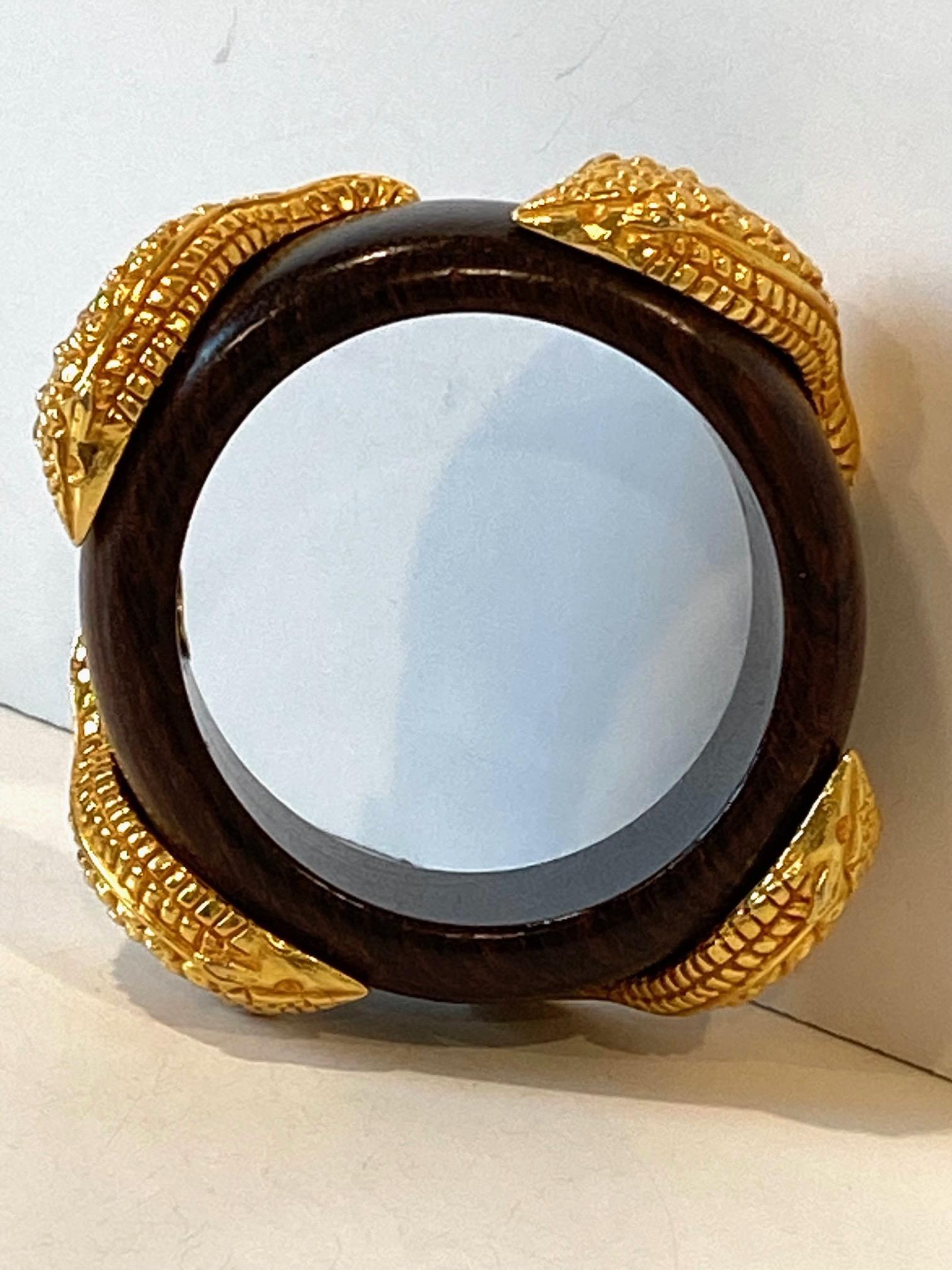 Dominique Aurientis, bracelet en bois et armadillo doré des années 1980 en vente 3