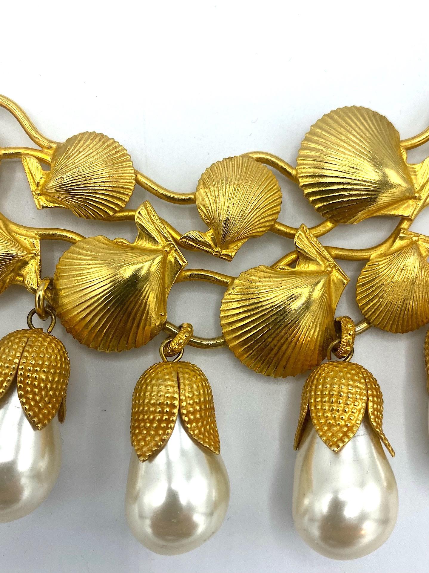 Dominique Aurientis Gold & Pearl Seashell Necklace 7